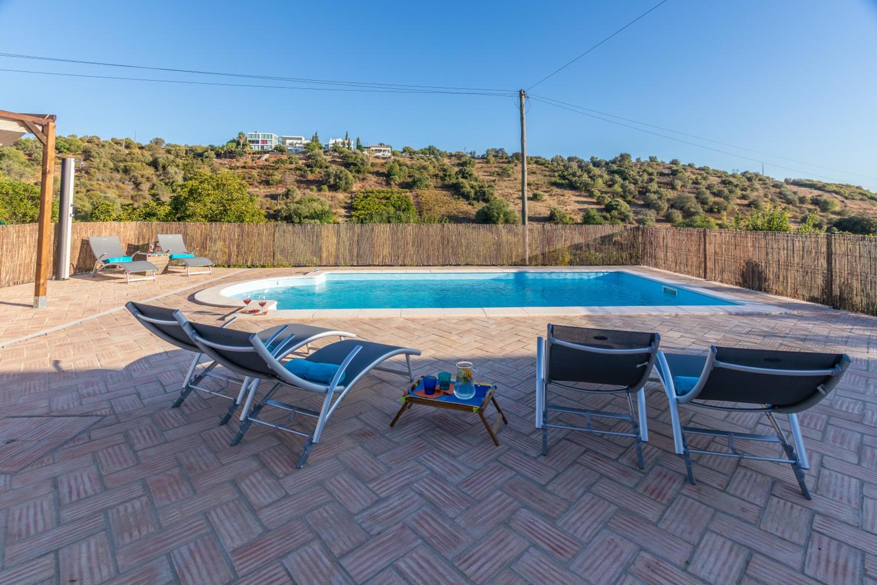 Villa photo 3