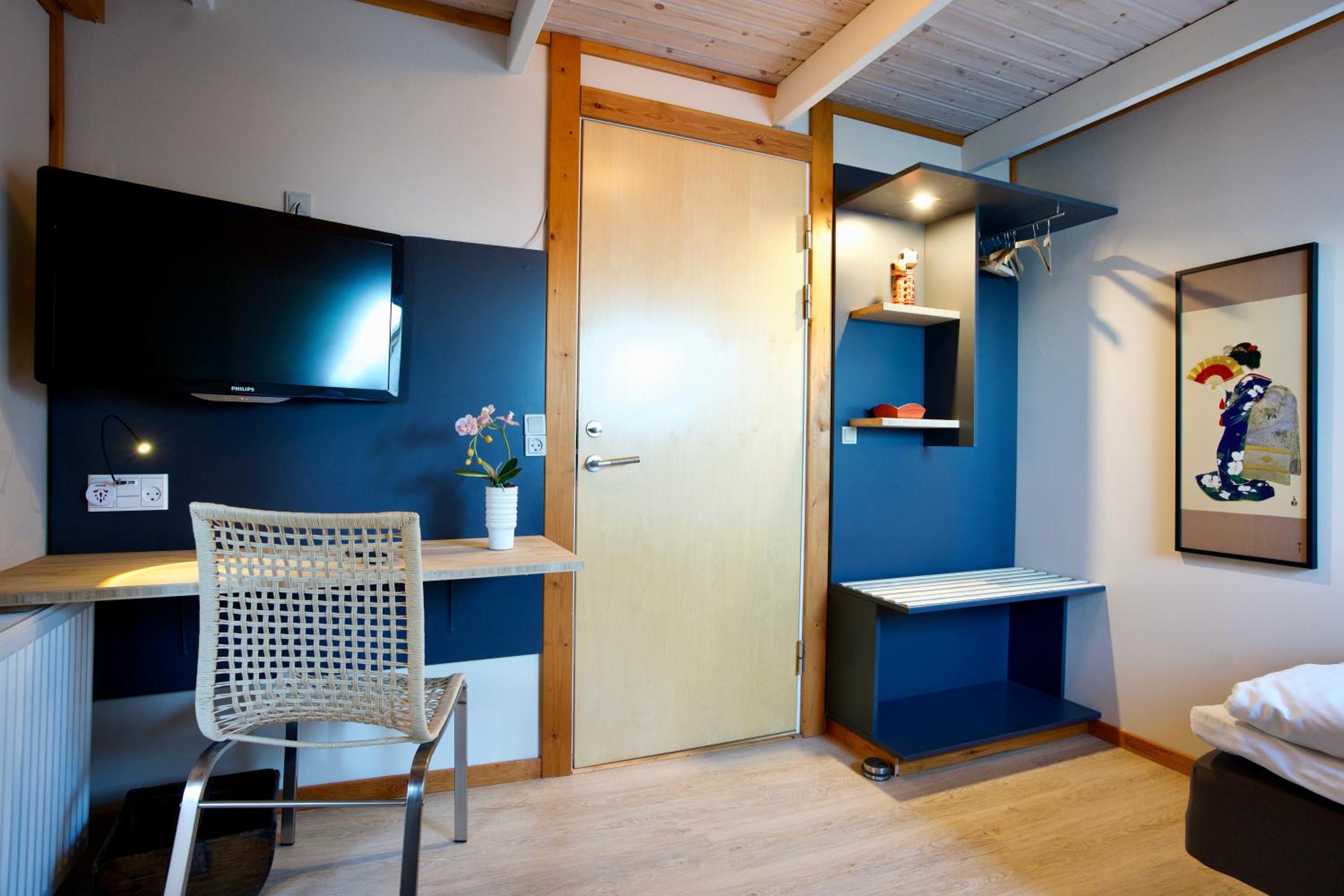 Twin Room with Private Bathroom (Osaka)