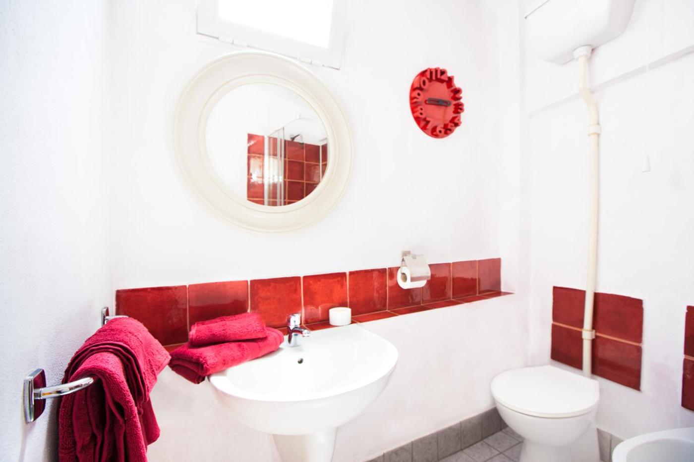 Deluxe Room - Photo 7