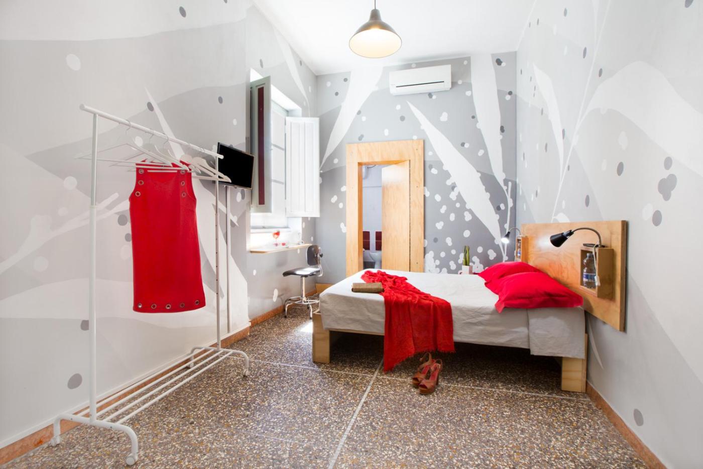Deluxe Room - Photo 1