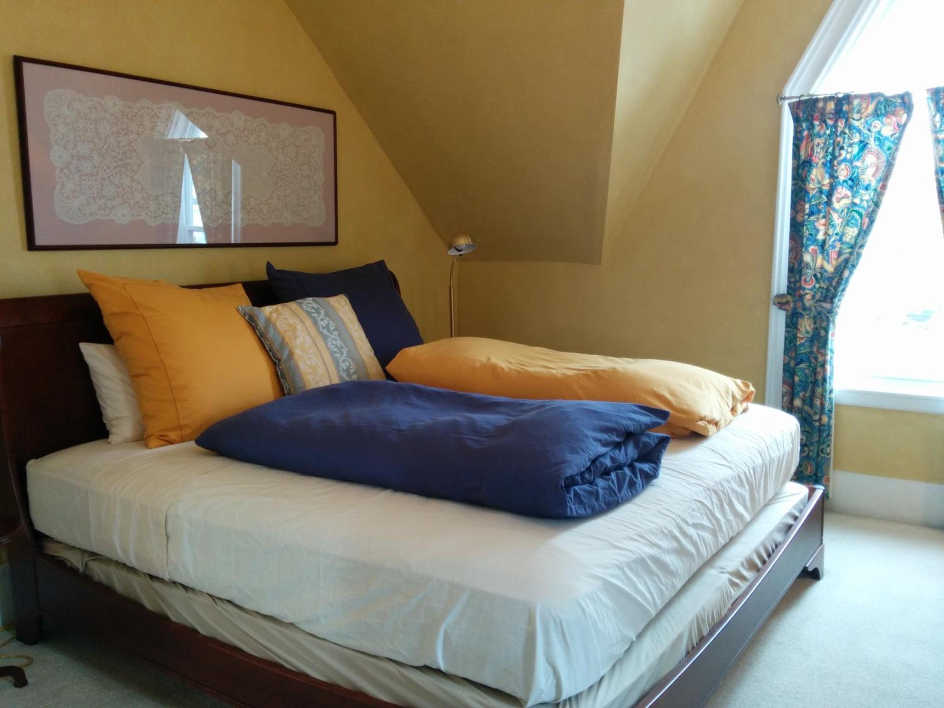 King Room with Private Bathroom photo 3