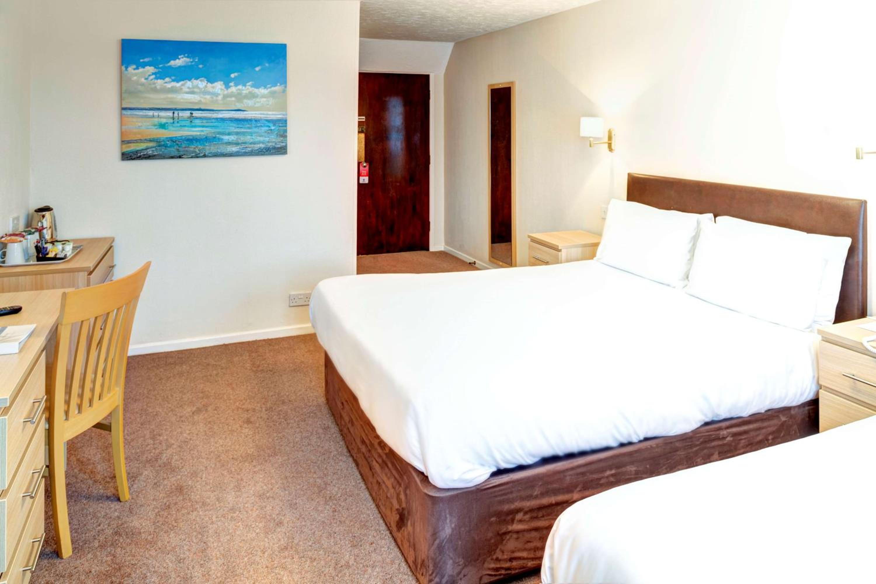 Family Room, Multiple Beds, Non Smoking - Photo 3