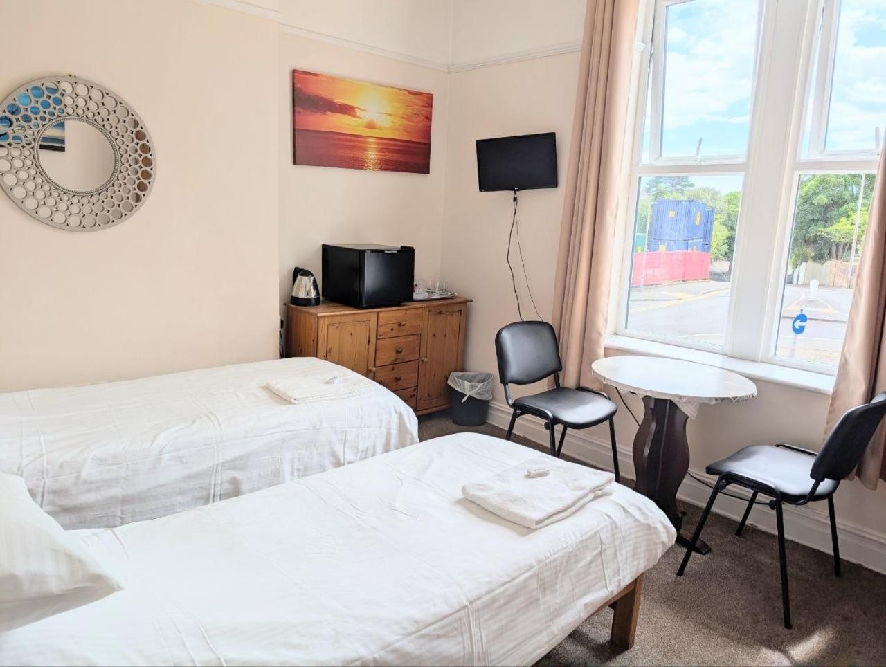 Classic Triple Room photo 1