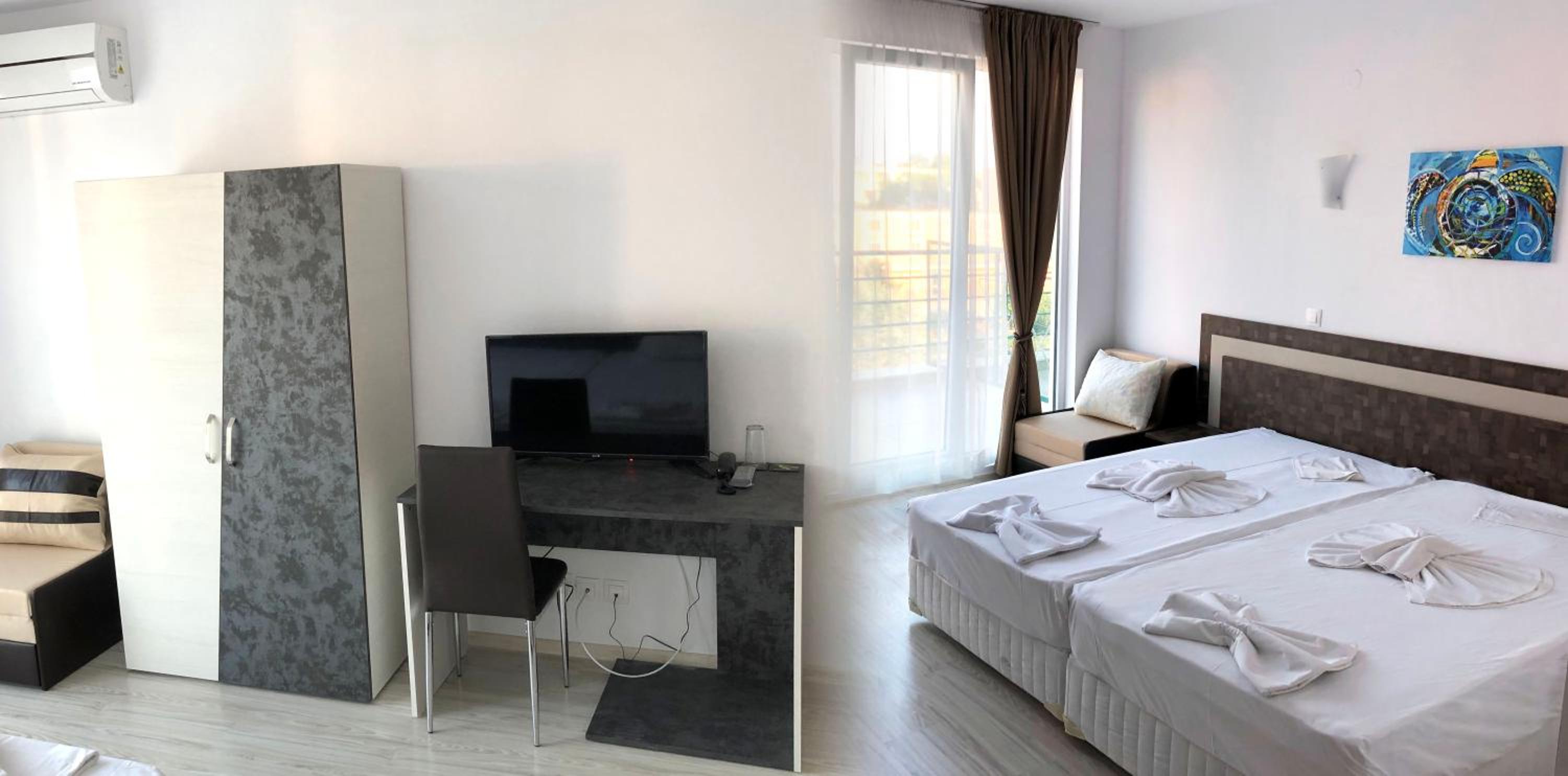 Twin Room - Photo 22