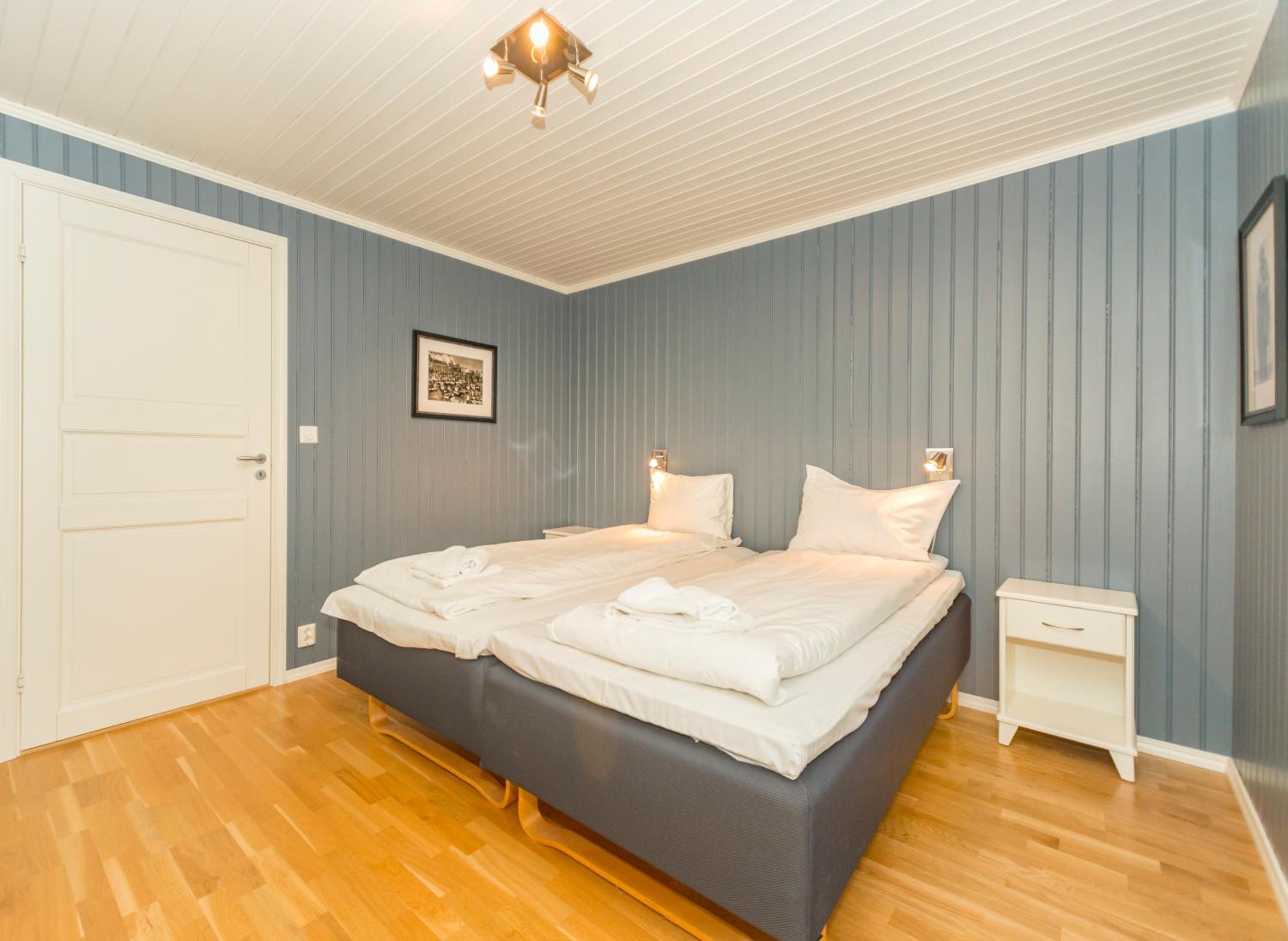 Apartment with Terrace - Photo 1
