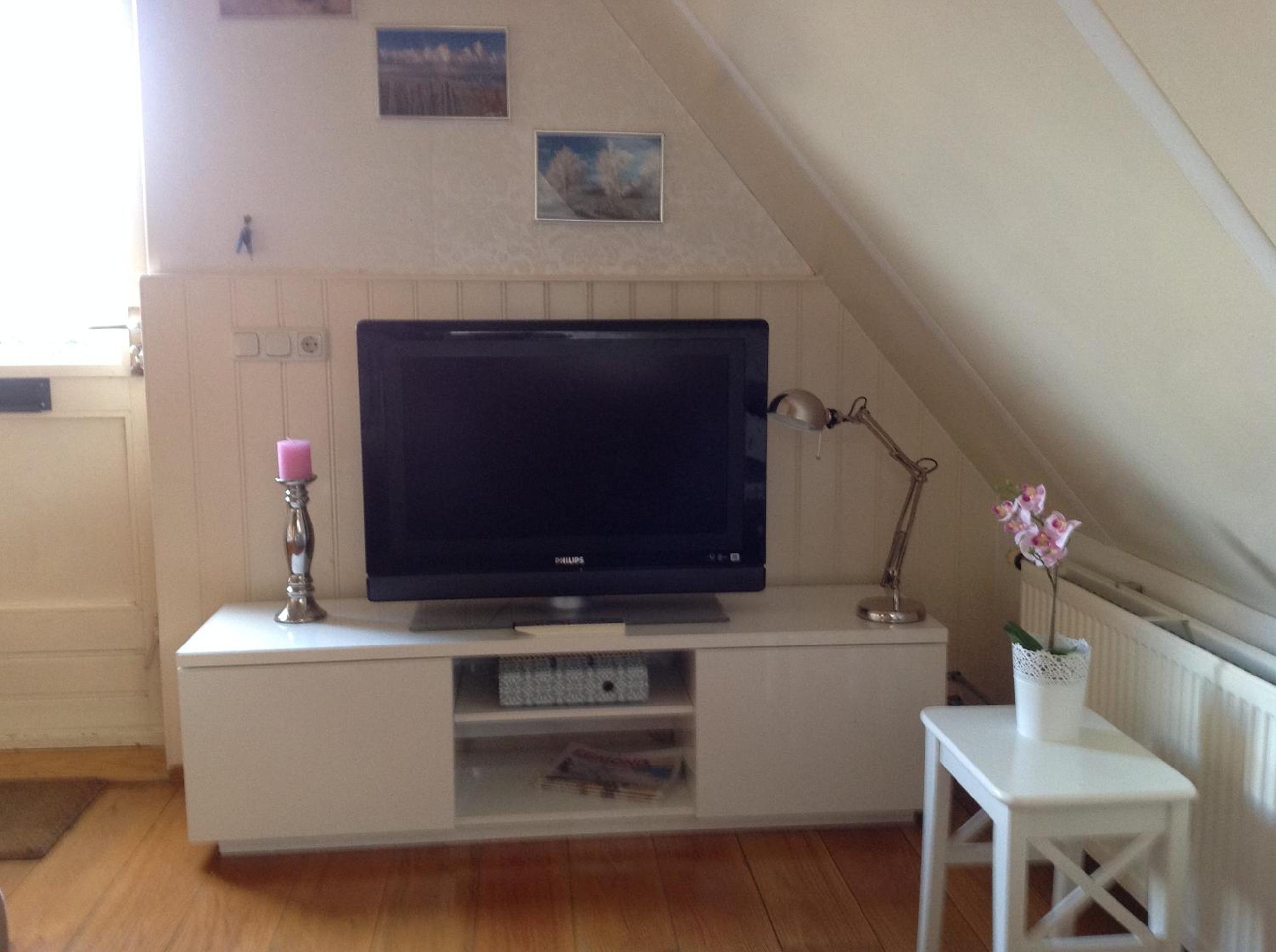 Studio Apartment photo 1