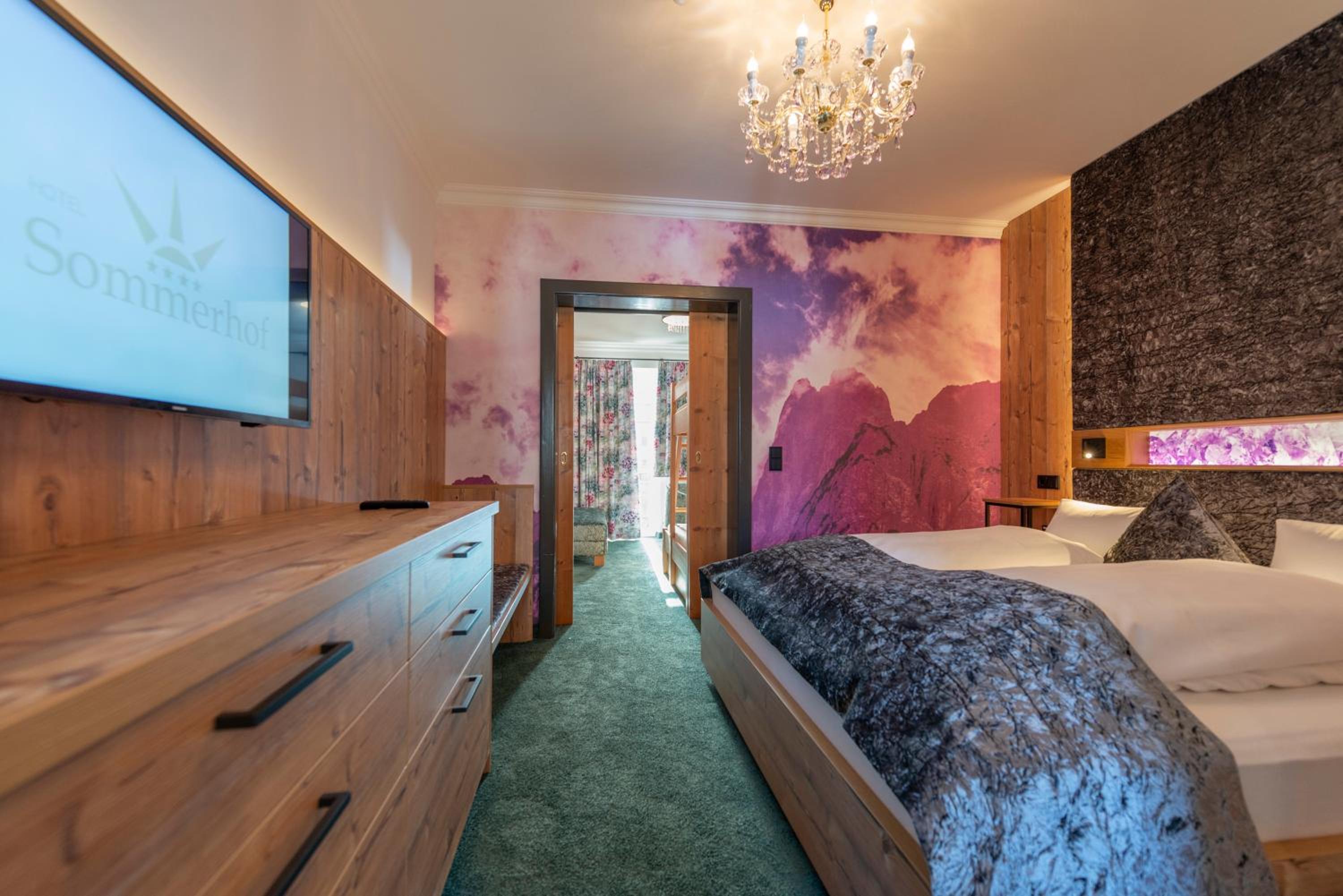 Deluxe Junior Suite photo 1