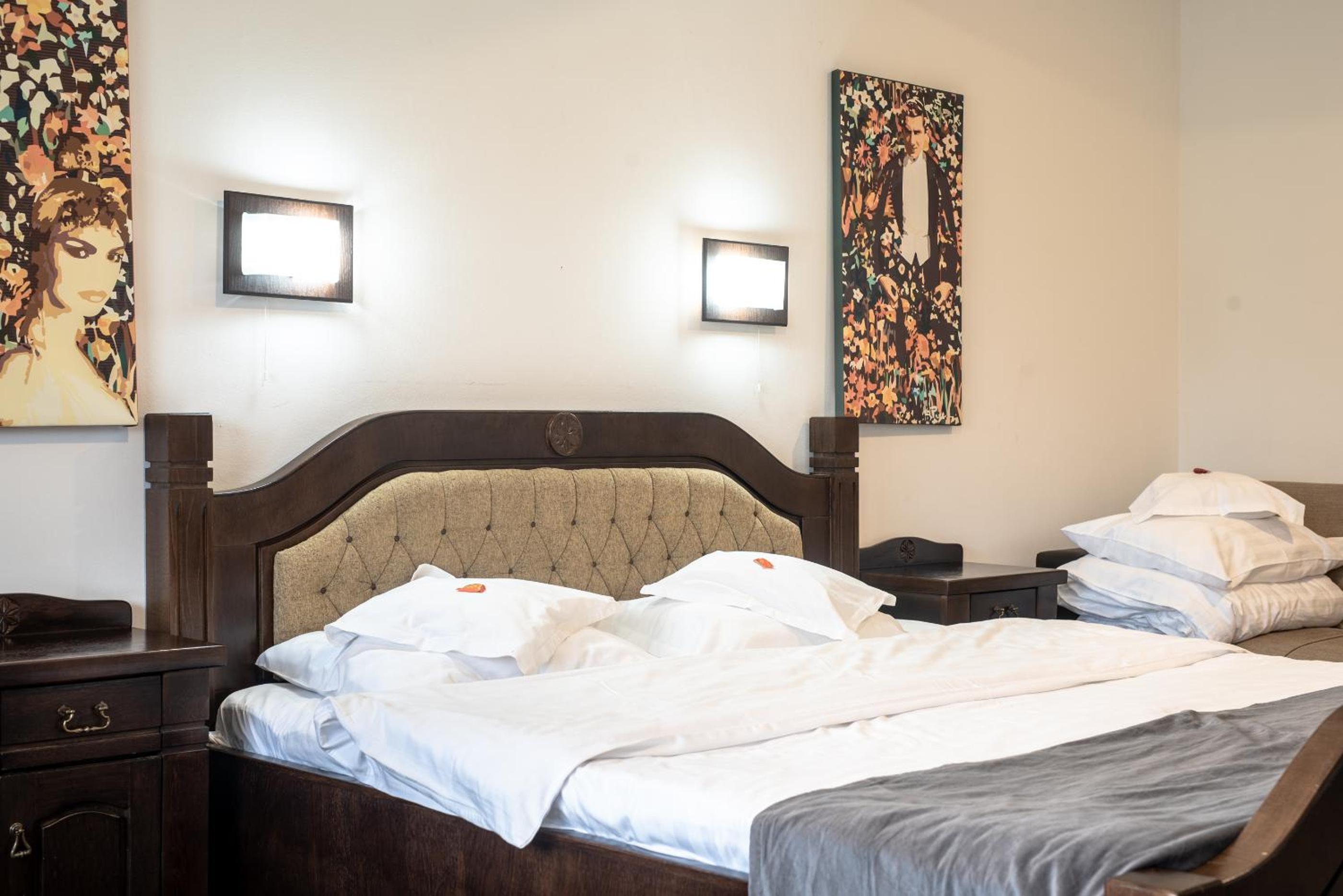 Double Room with Balcony, Castle View and Extra Sofa Bed photo 2