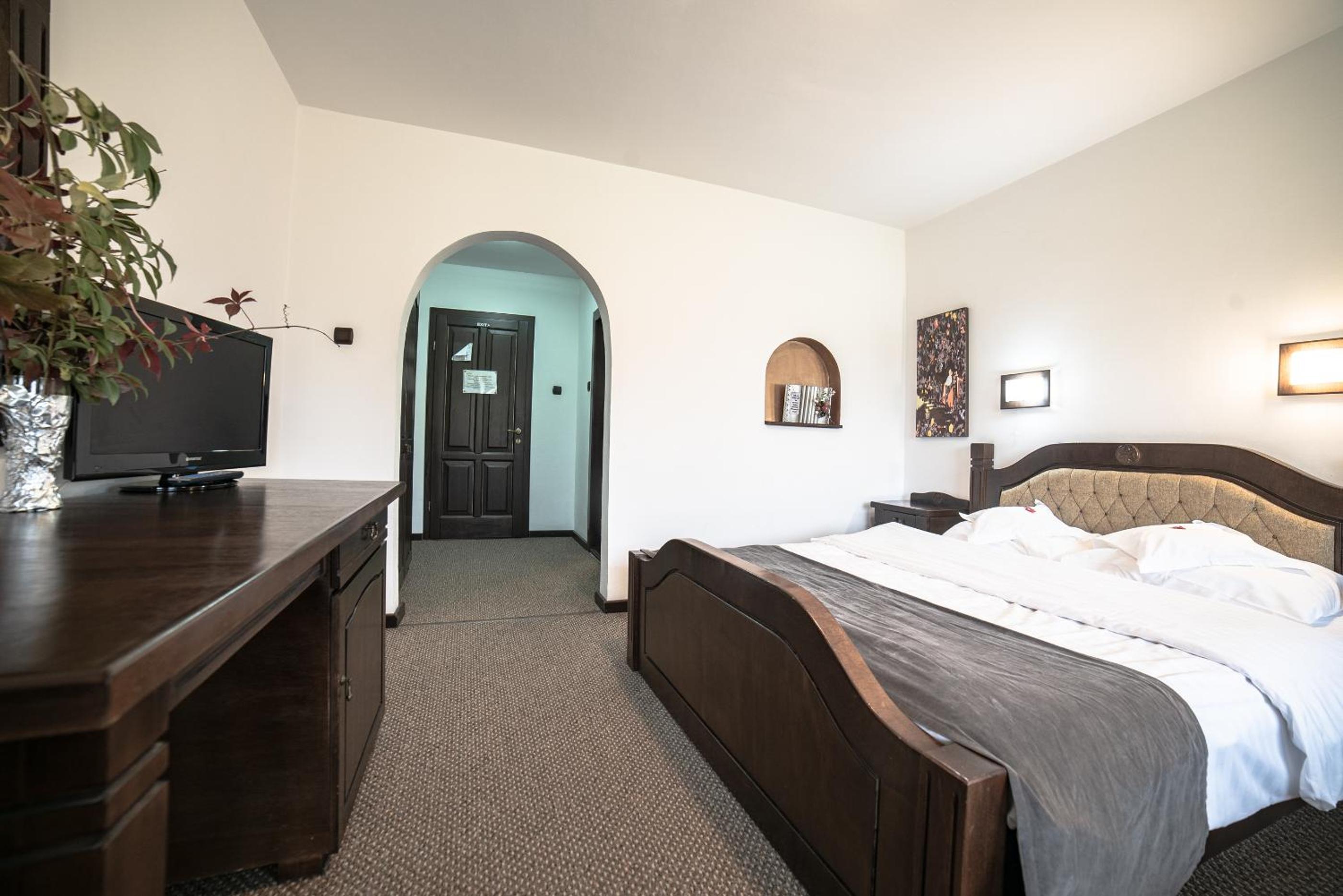 Double Room with Balcony and Castle View photo 2