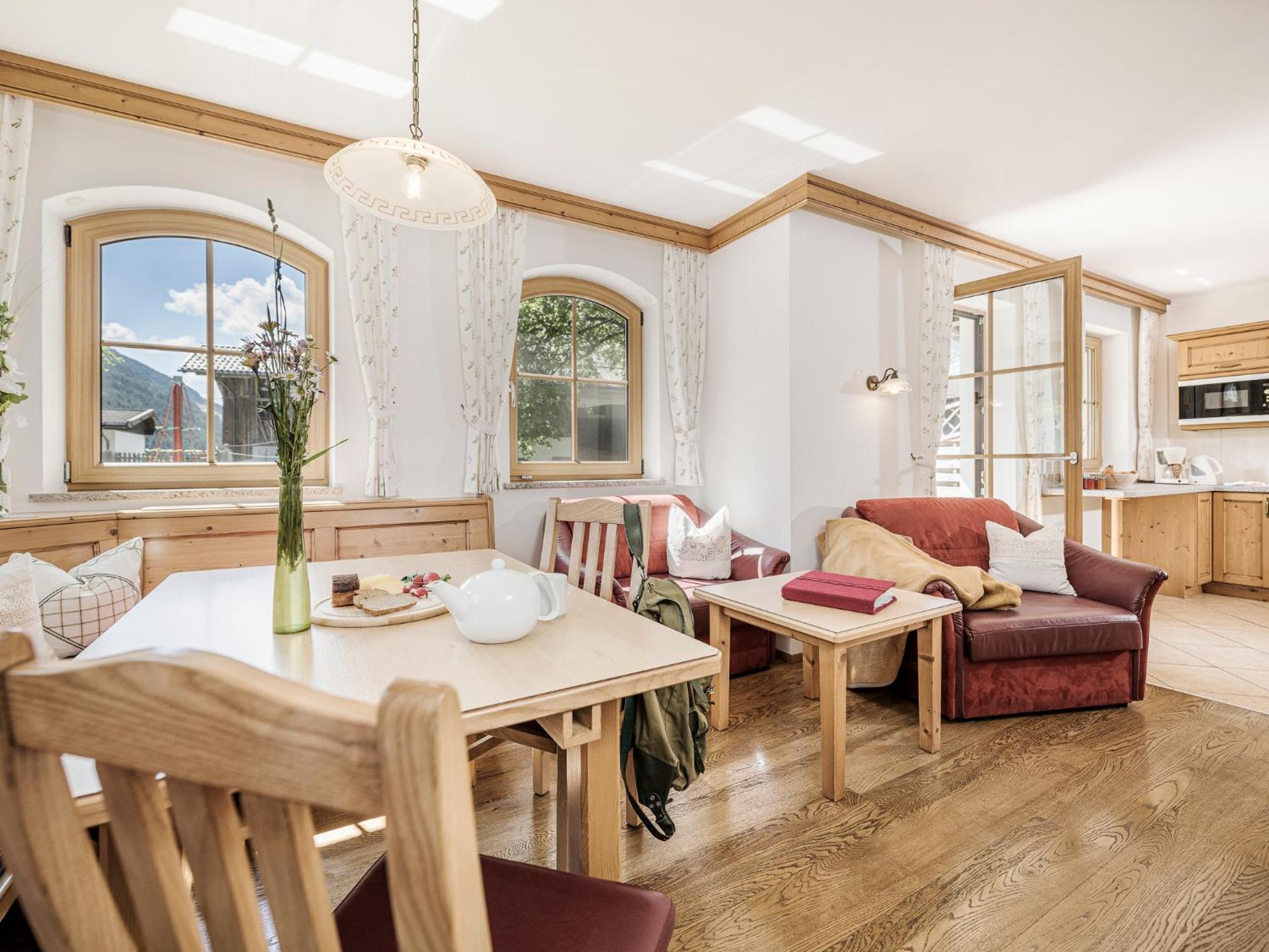 Apartment (6 Adults)