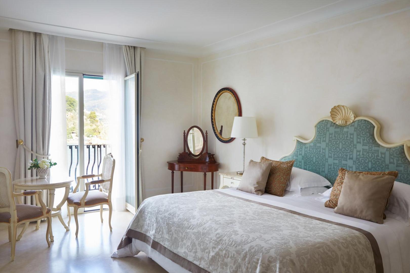 Premium Suite with Sea View - Photo 1