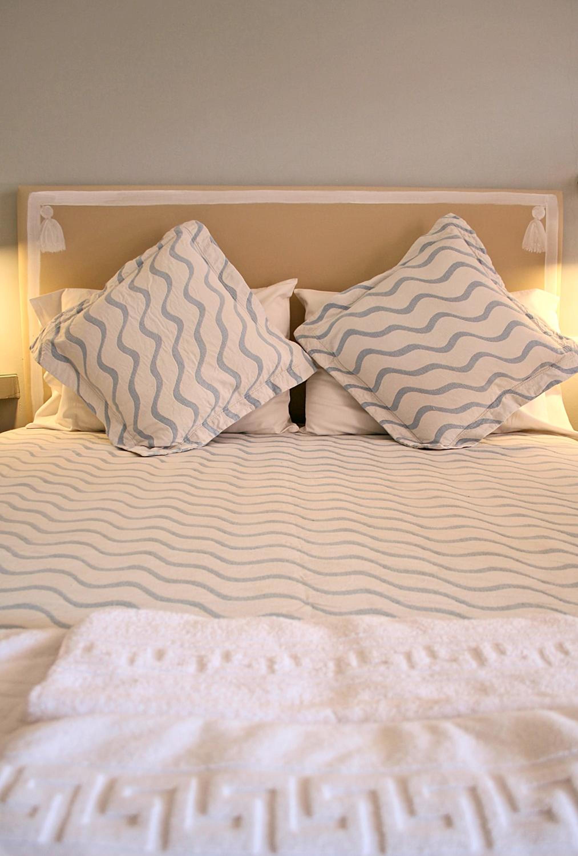 Double or Twin Room with Partial Sea View