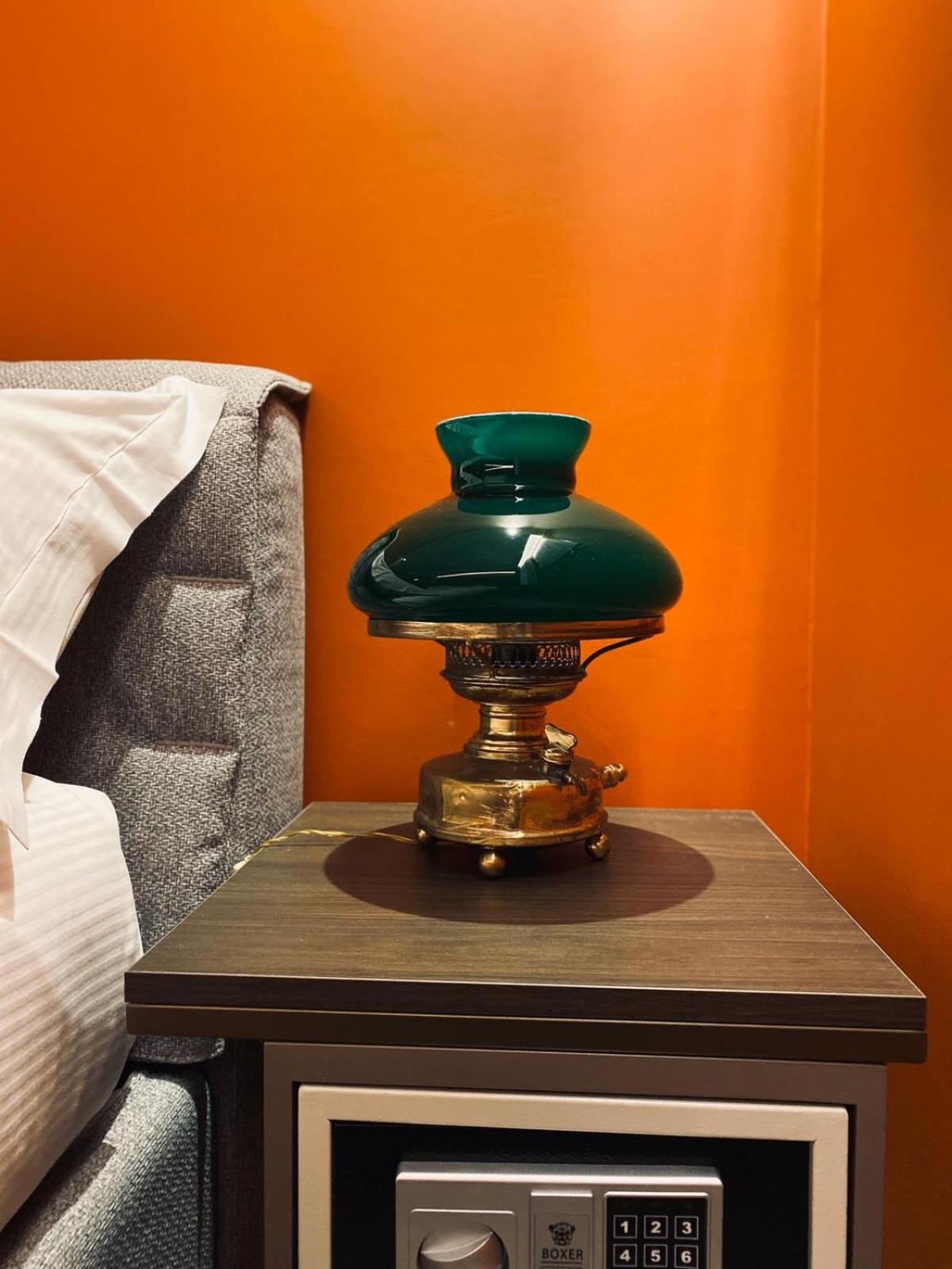 Standard Double Room - Photo 9