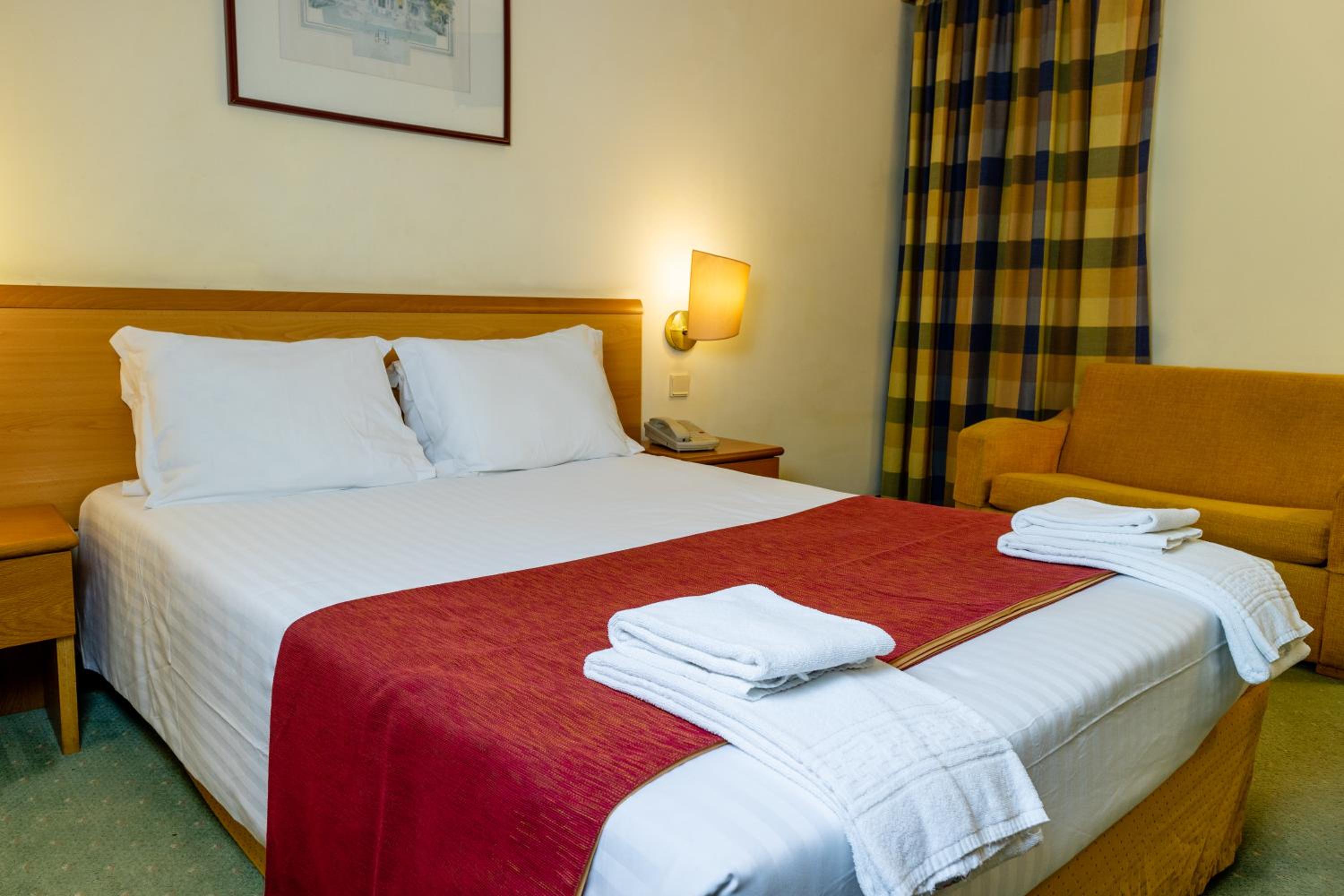Standard Double Room - Photo 4