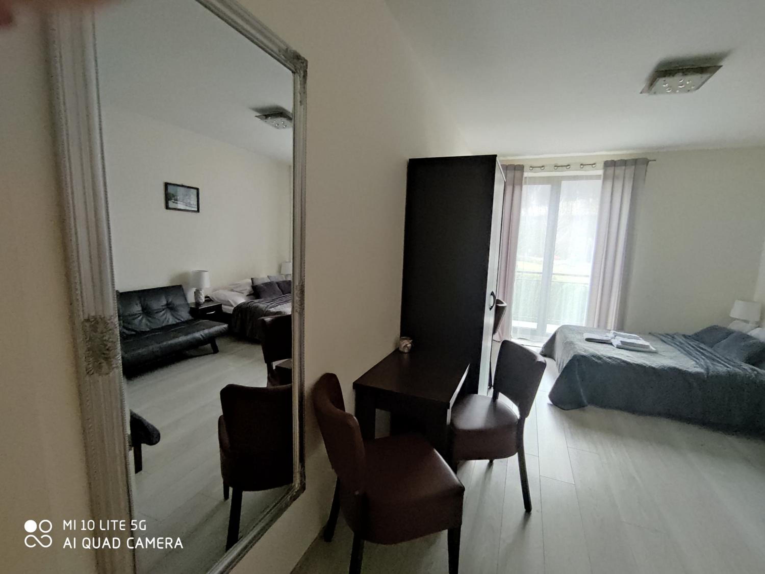 Deluxe Triple Room - Photo 19