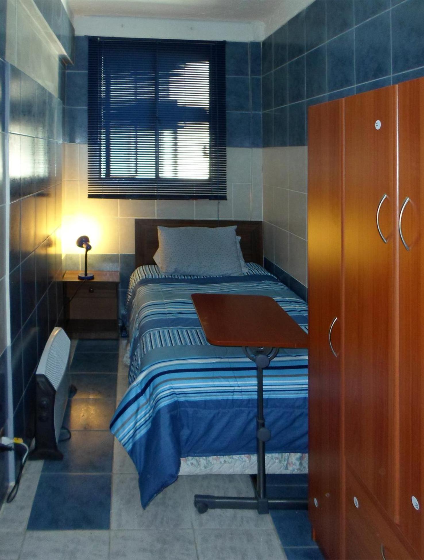 Single Room with Private Bathroom