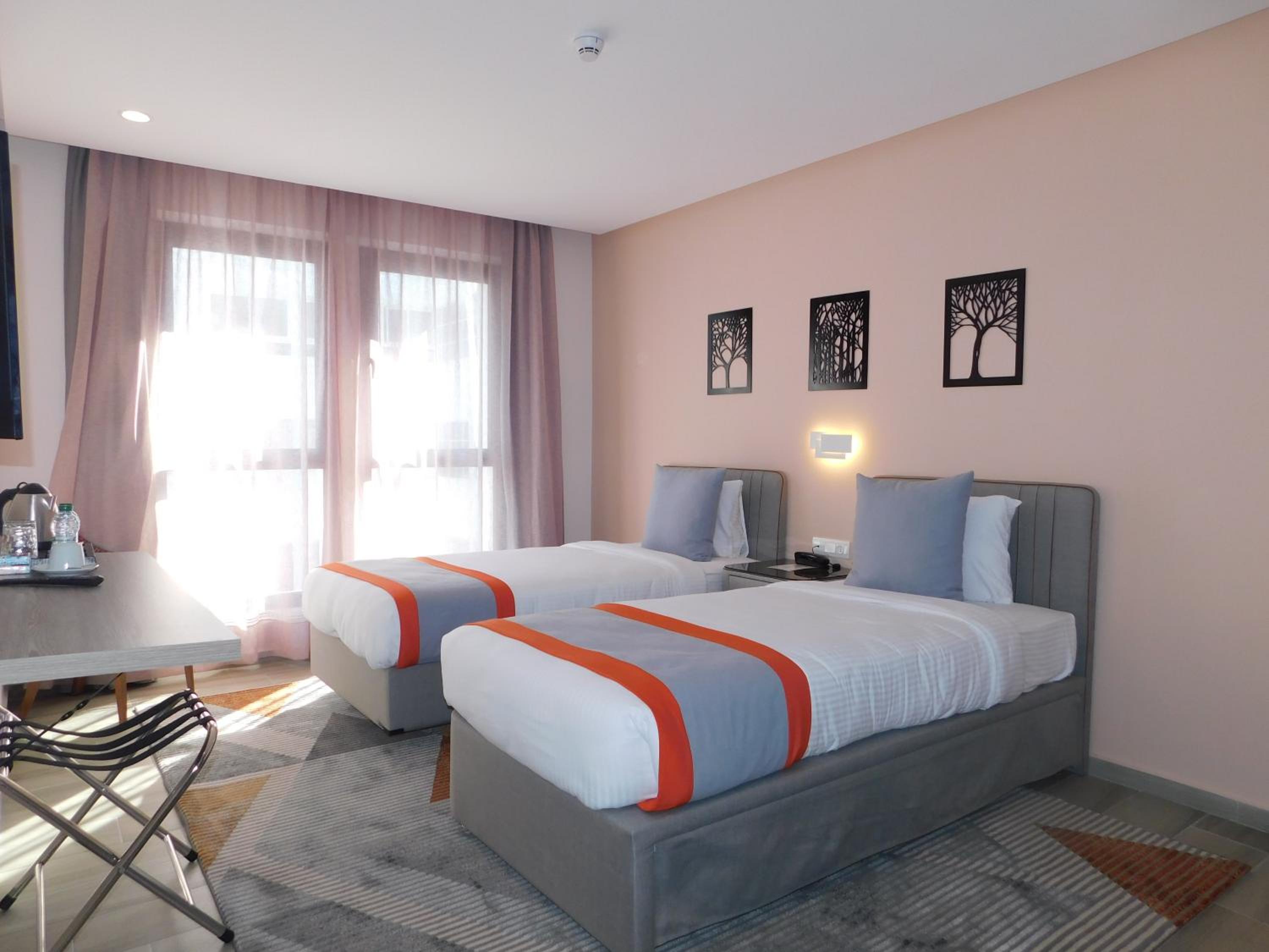 Deluxe Twin Room - Photo 3