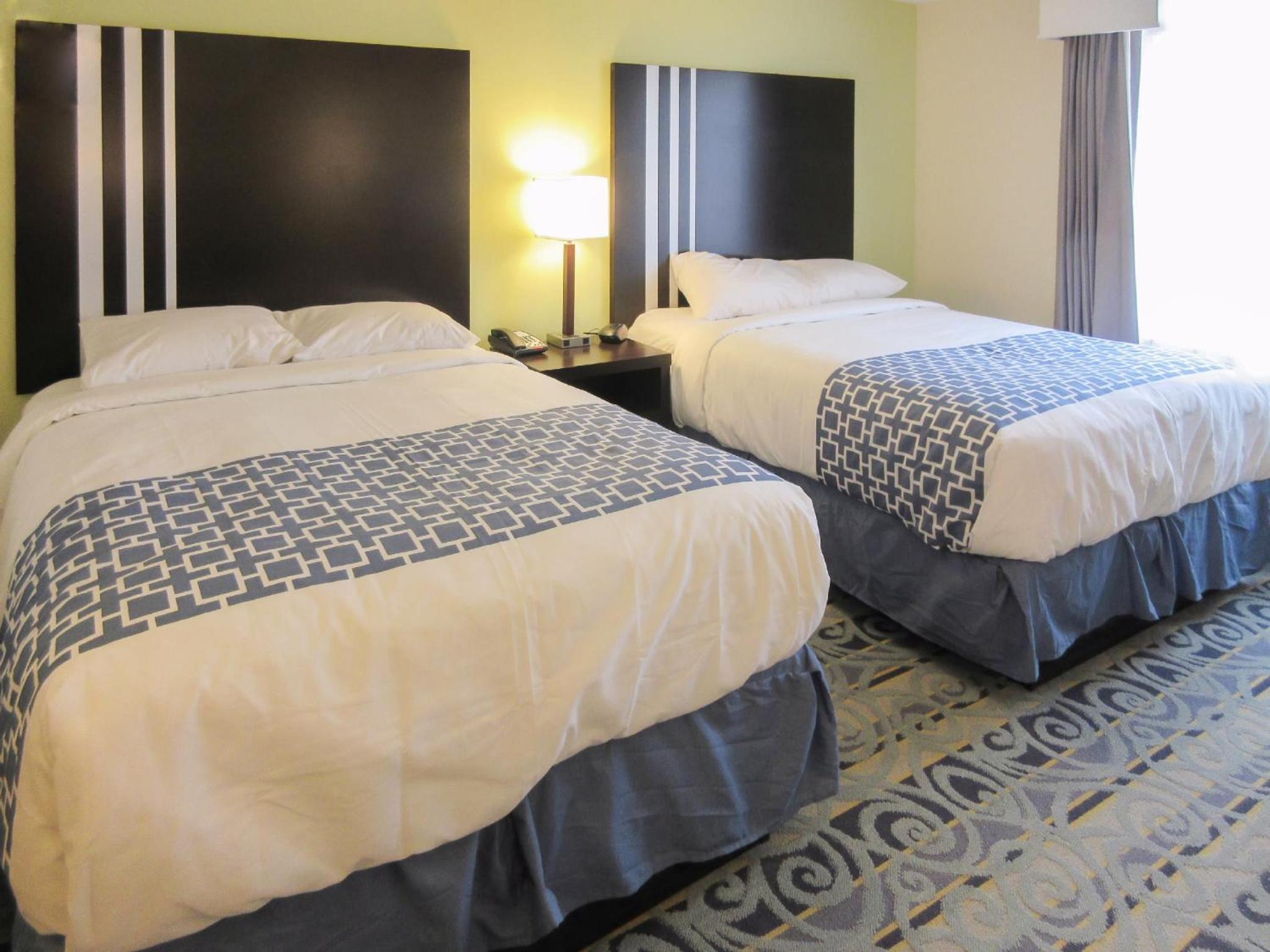 Queen Room with Two Queen Beds - Accessible/Non-Smoking  photo 1