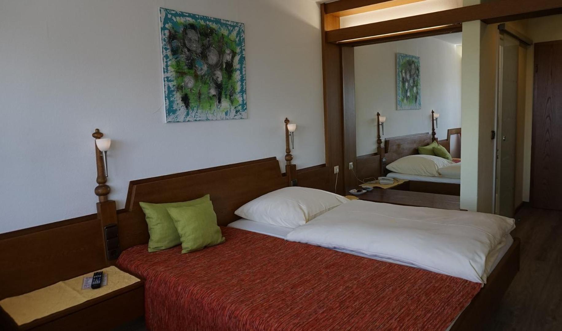 Double Room - Photo 2