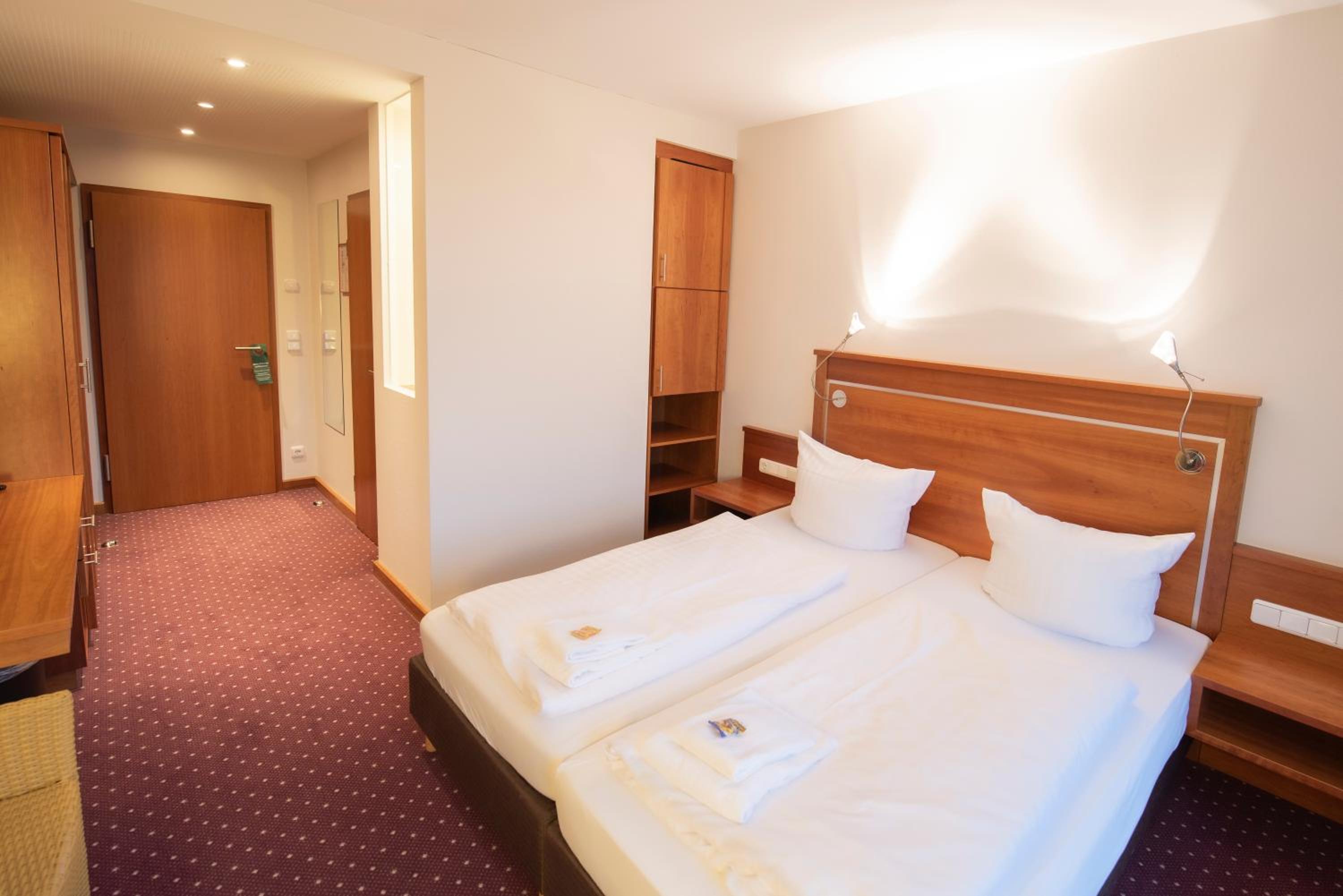Superior Double Room - Photo 4