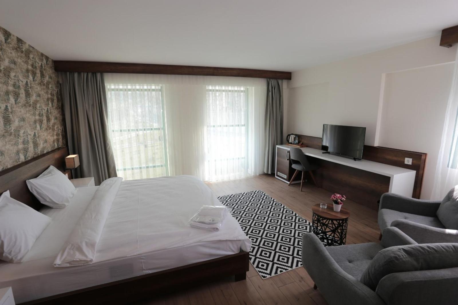 Superior King Room