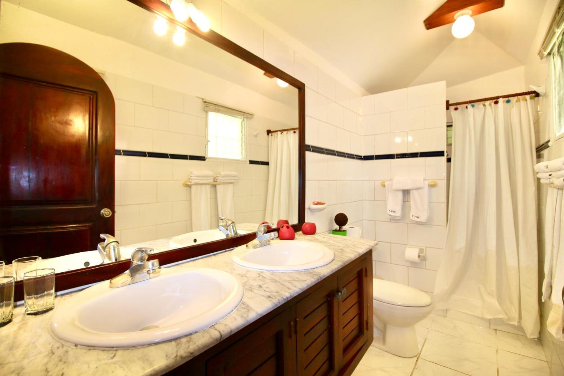 Budget Double Room photo 3