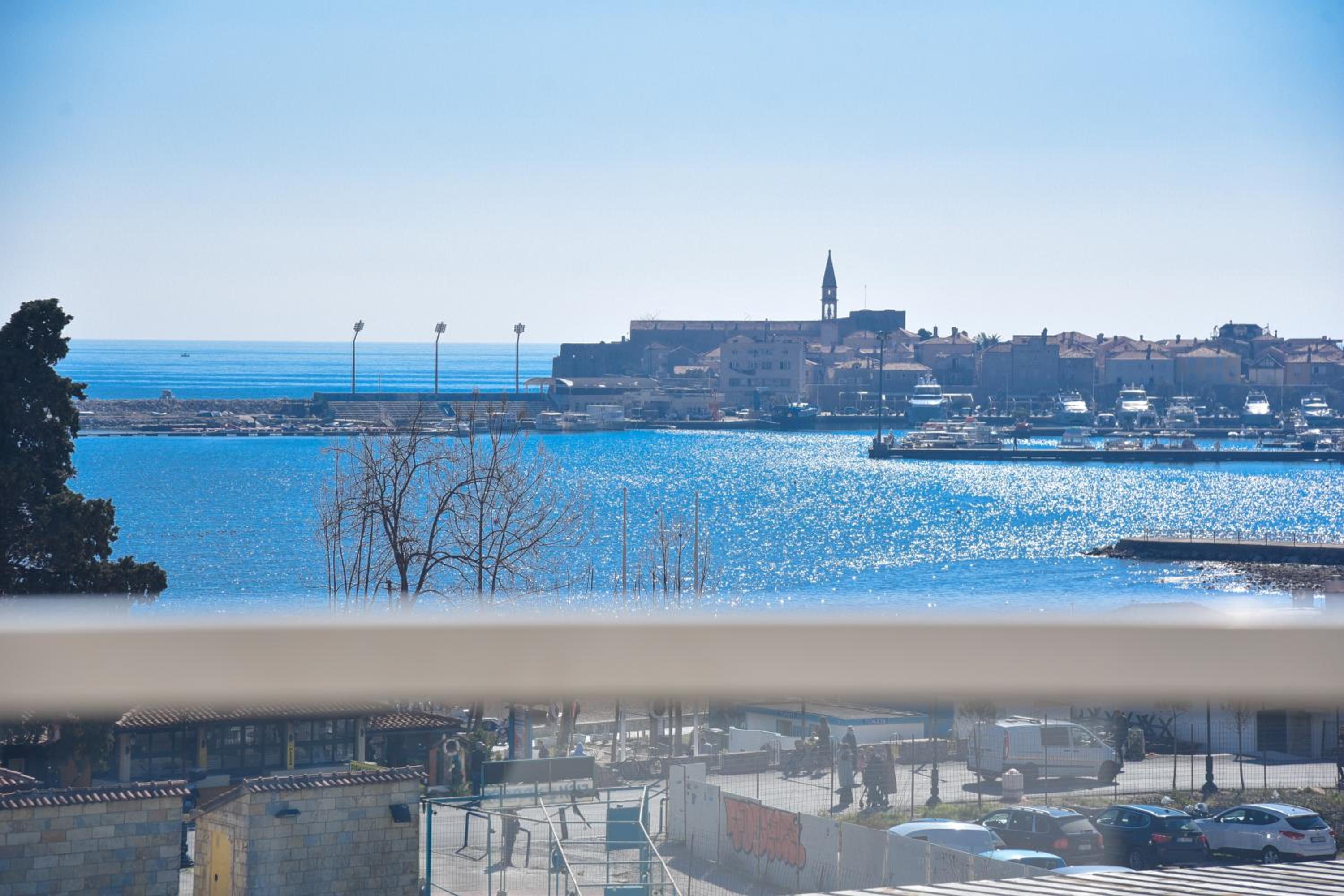 Superior Suite with Sea View - Photo 5