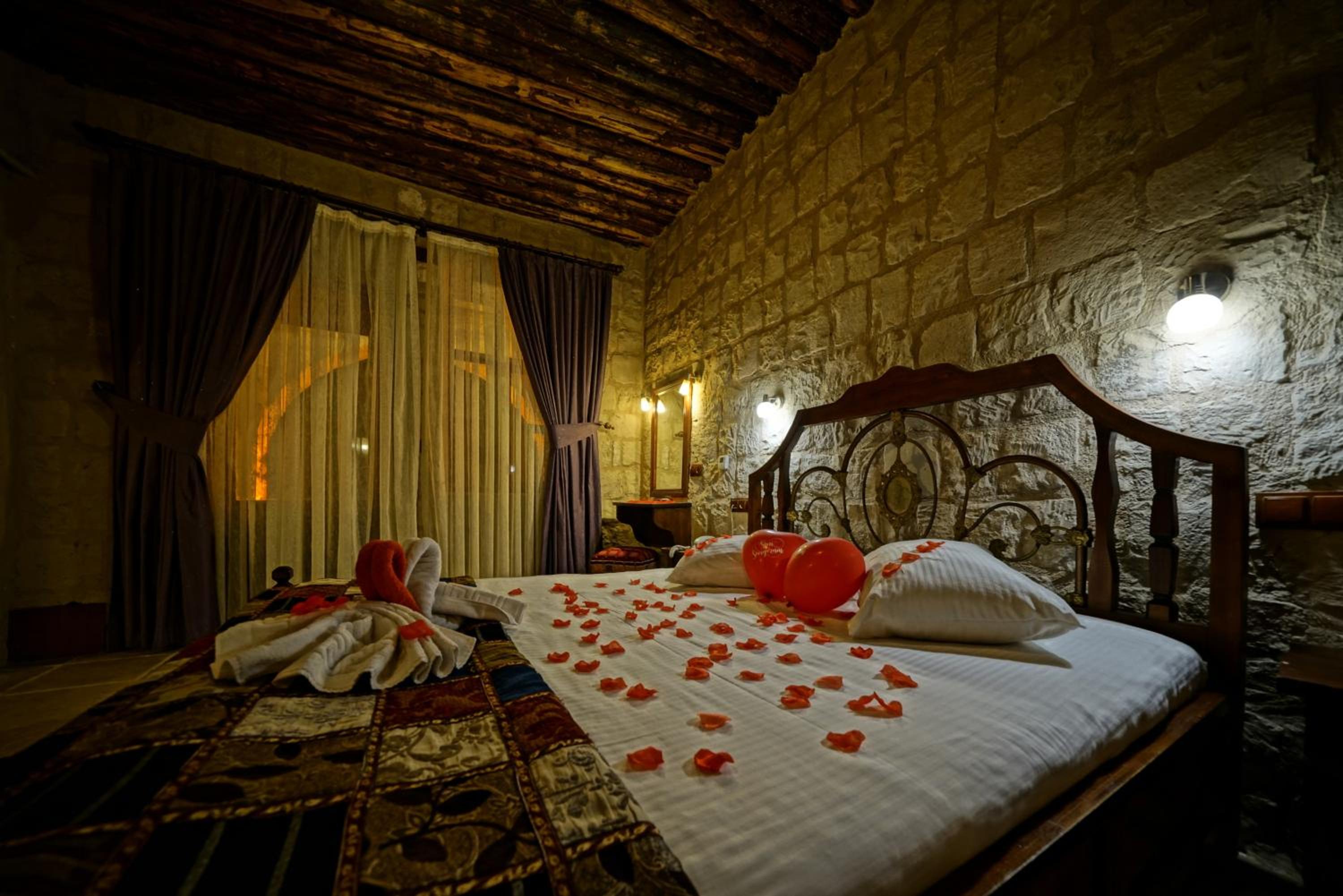 Premium King Cave Suite with Turkish Bath - Photo 97