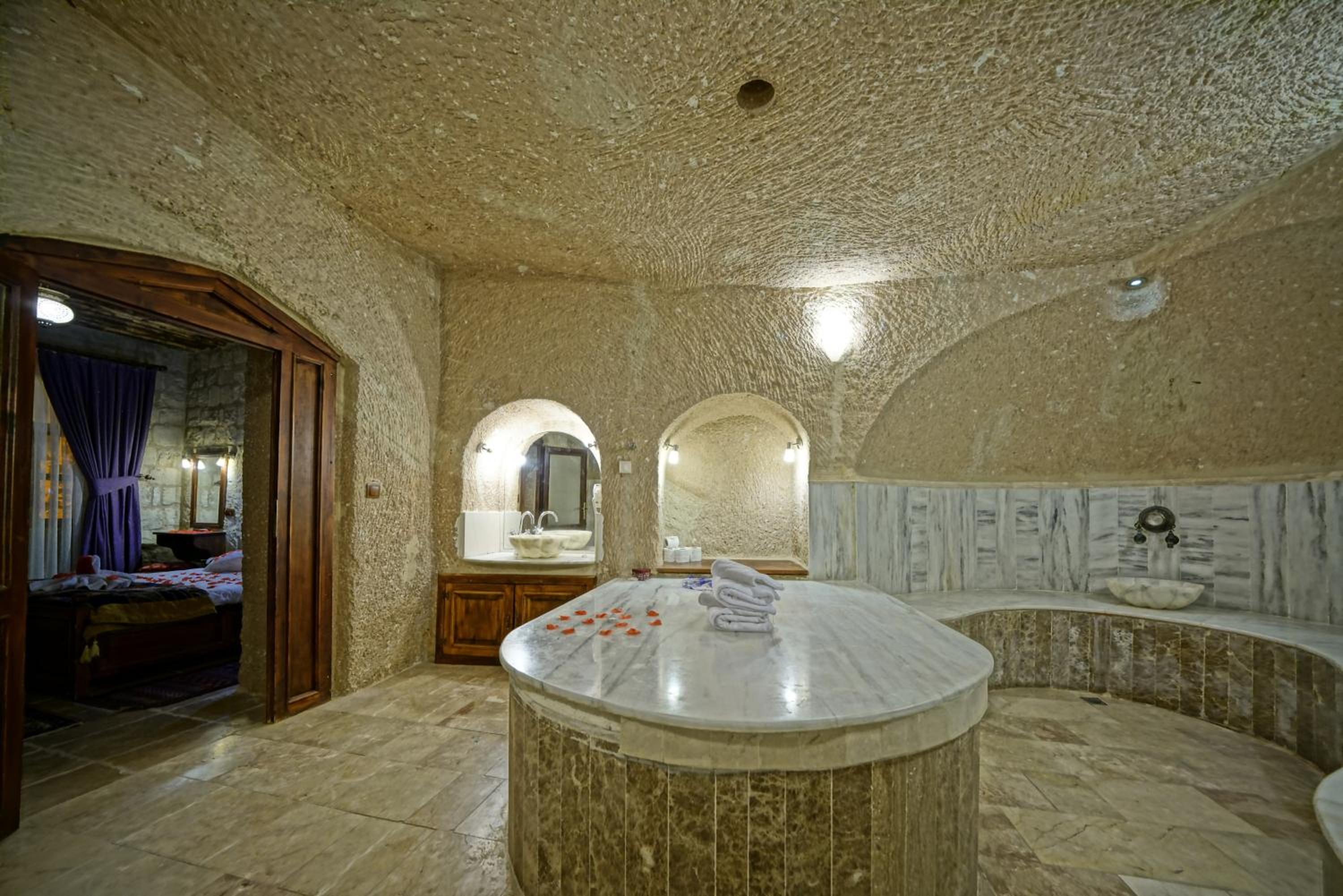Premium King Cave Suite with Turkish Bath - Photo 98