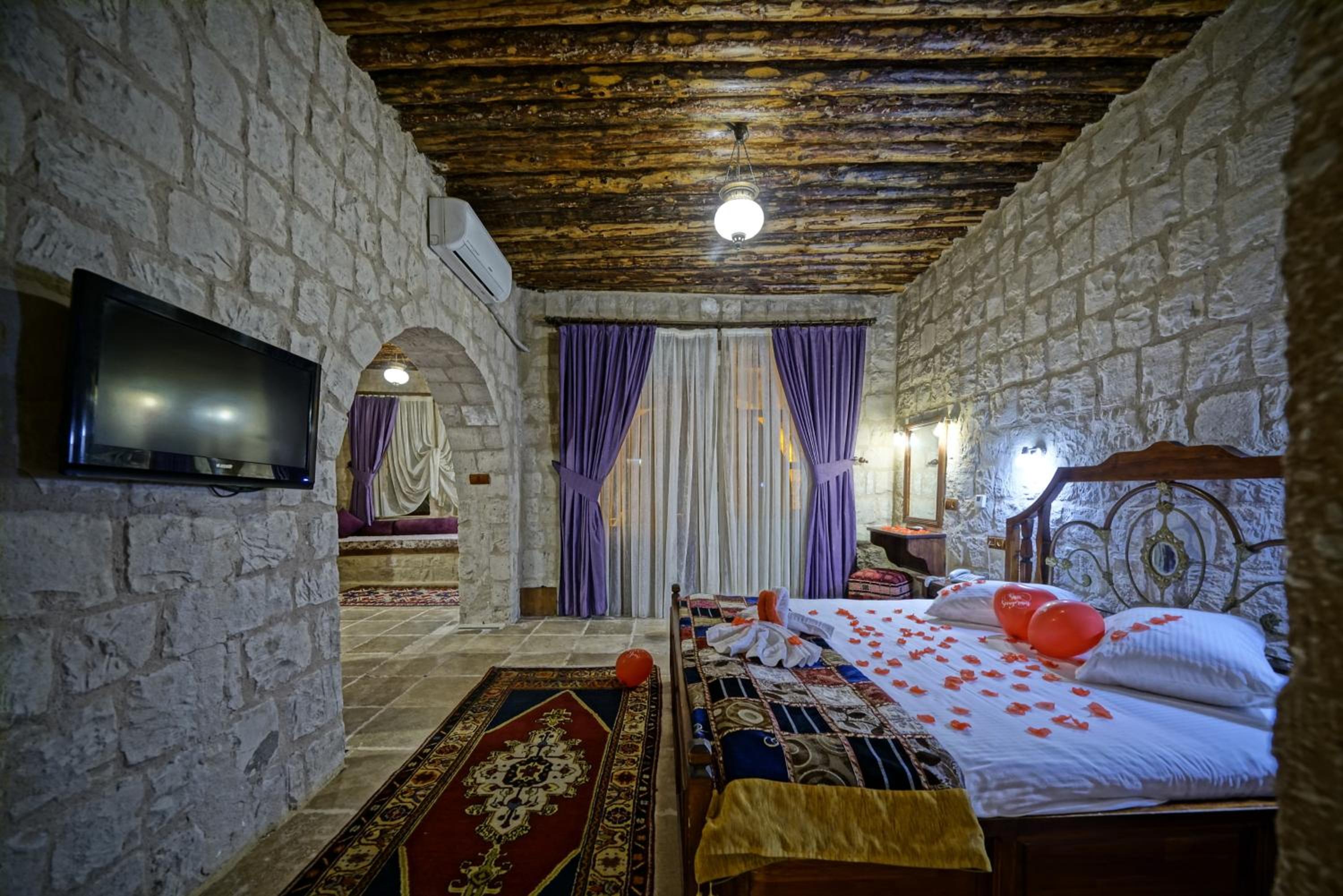 Premium King Cave Suite with Turkish Bath - Photo 101