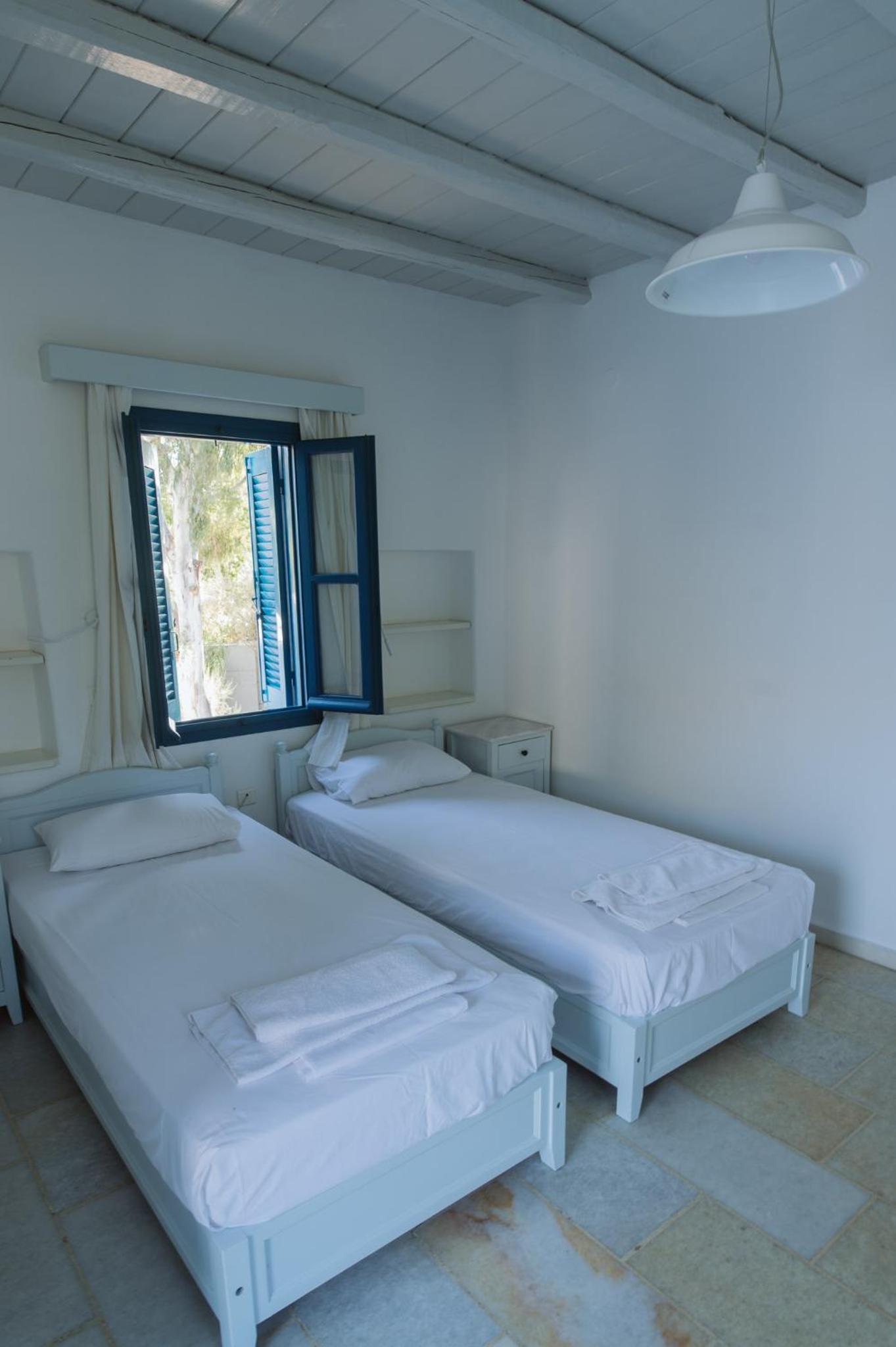 Double Room - Photo 2