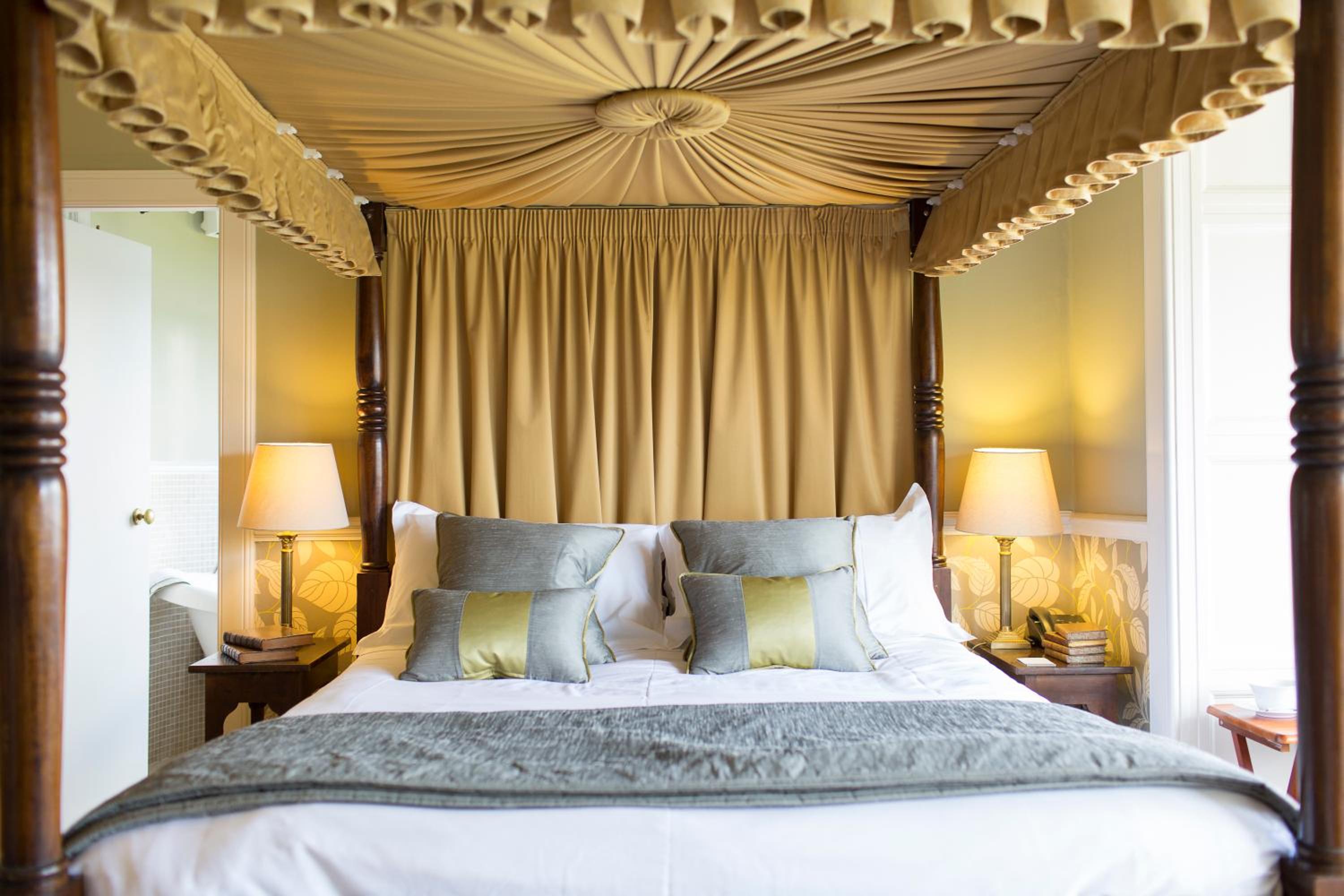 Superior King Room photo 2