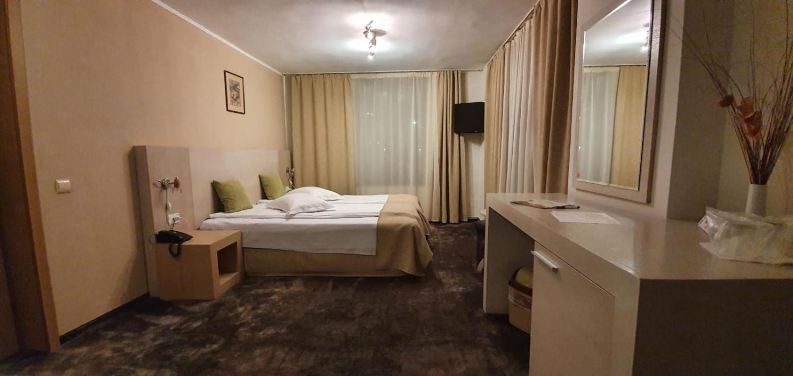 Standard Double or Twin Room 3*** - Photo 8