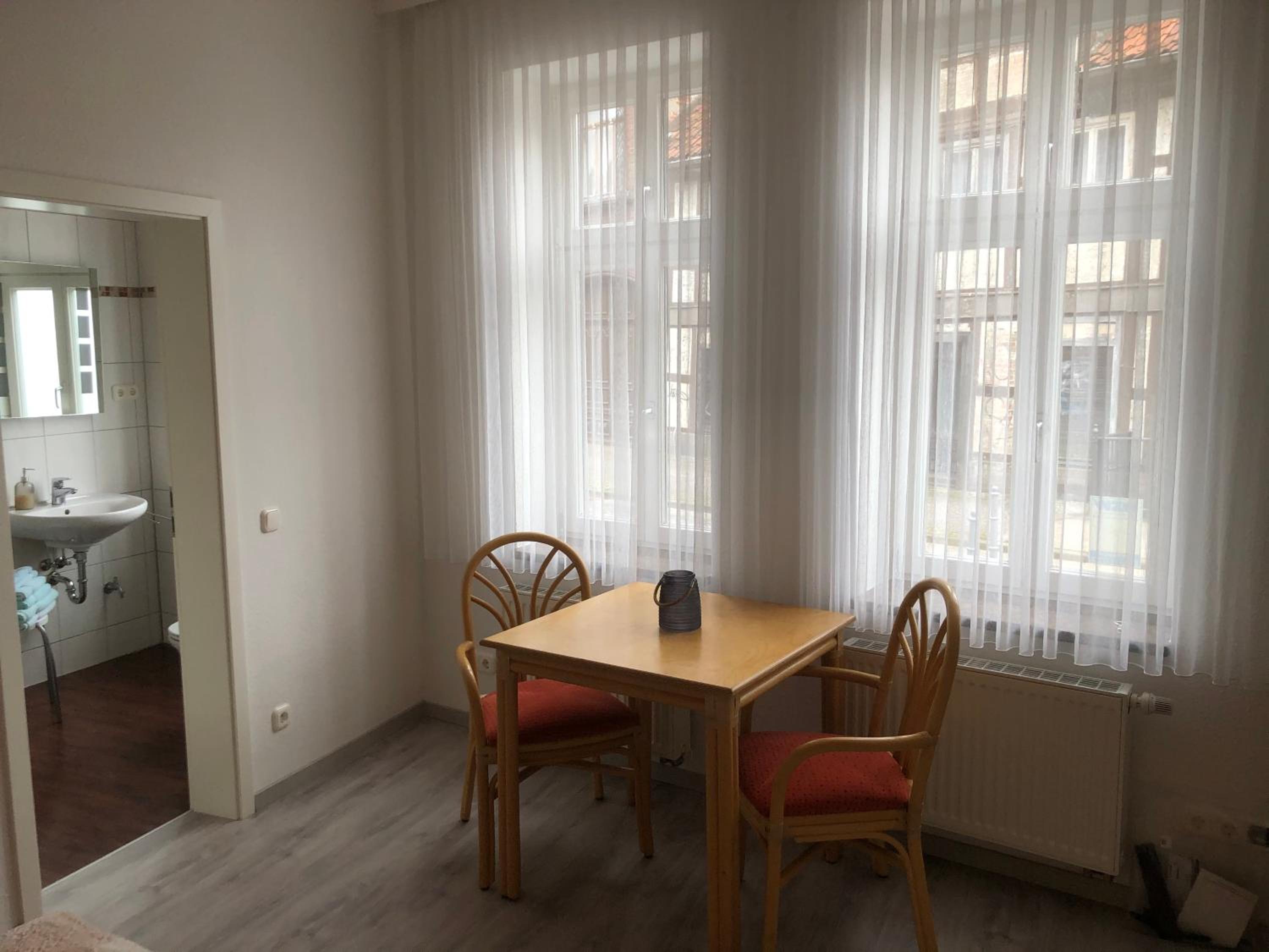 Double Room - Photo 5
