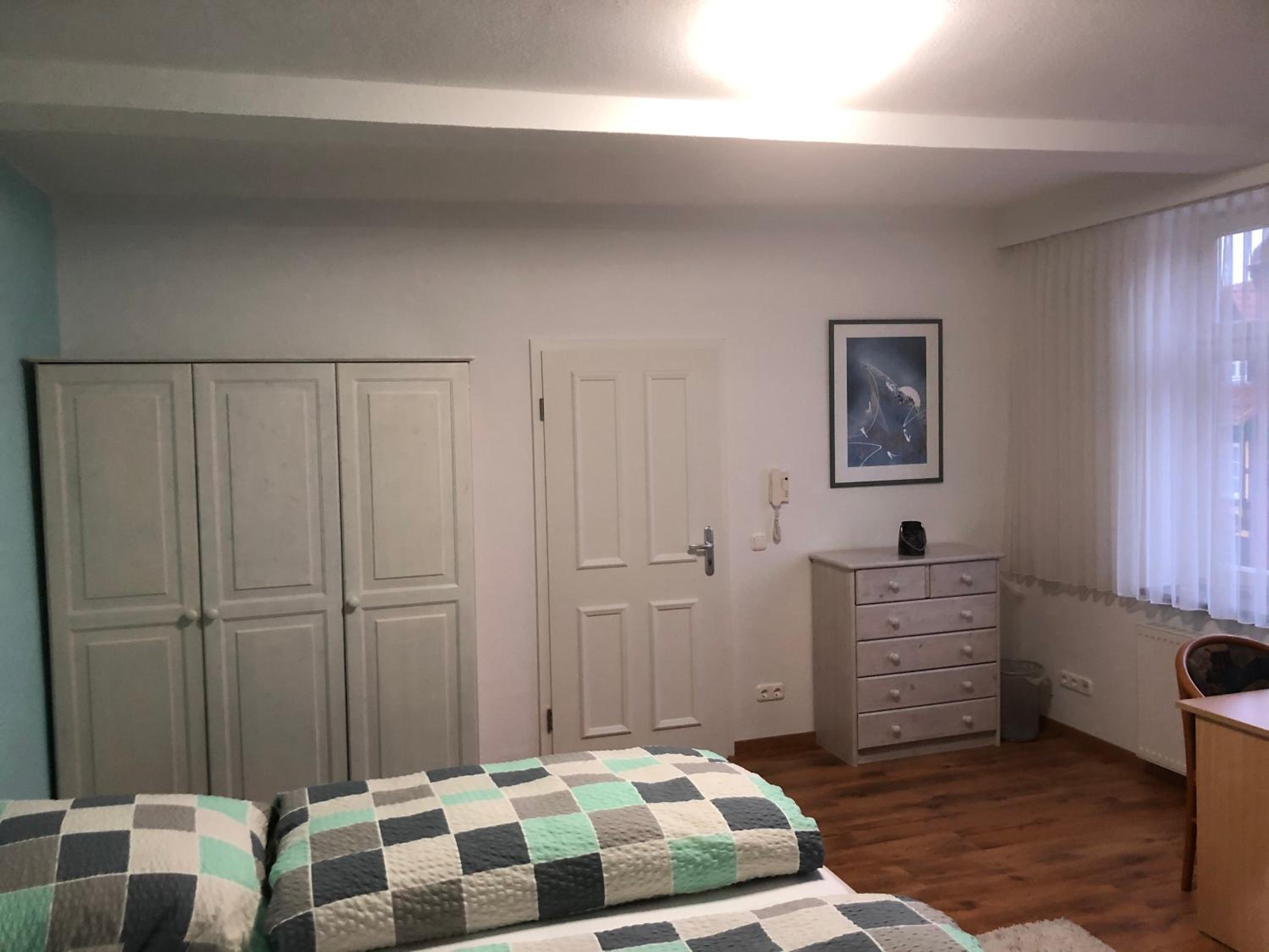 Double Room - Photo 8