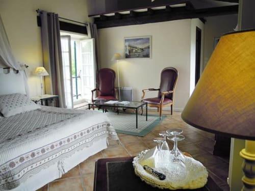 Superior Double or Twin Room photo 3