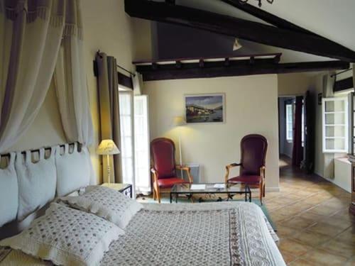 Superior Double or Twin Room photo 2