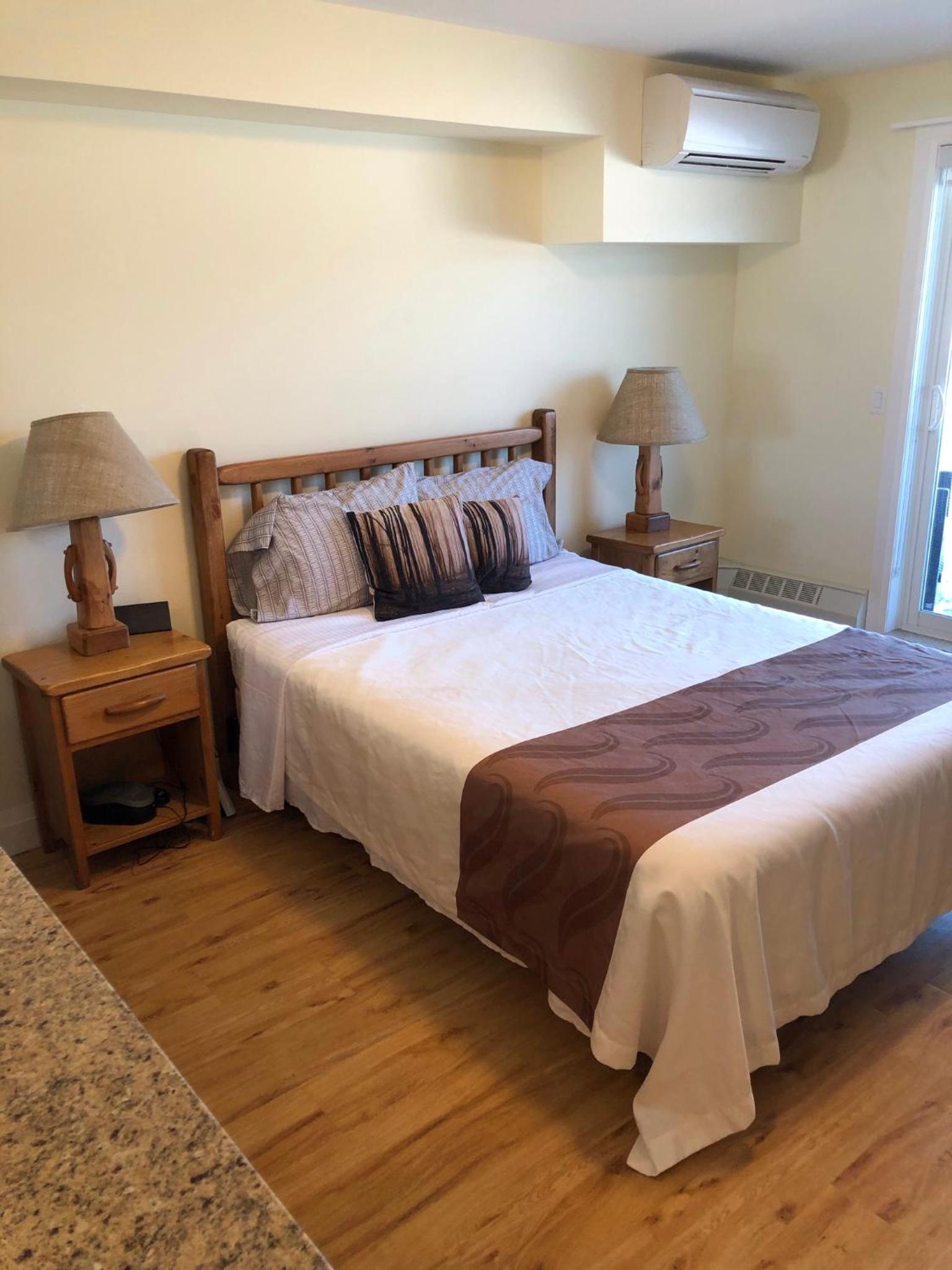 Junior Suite with Balcony - Photo 5
