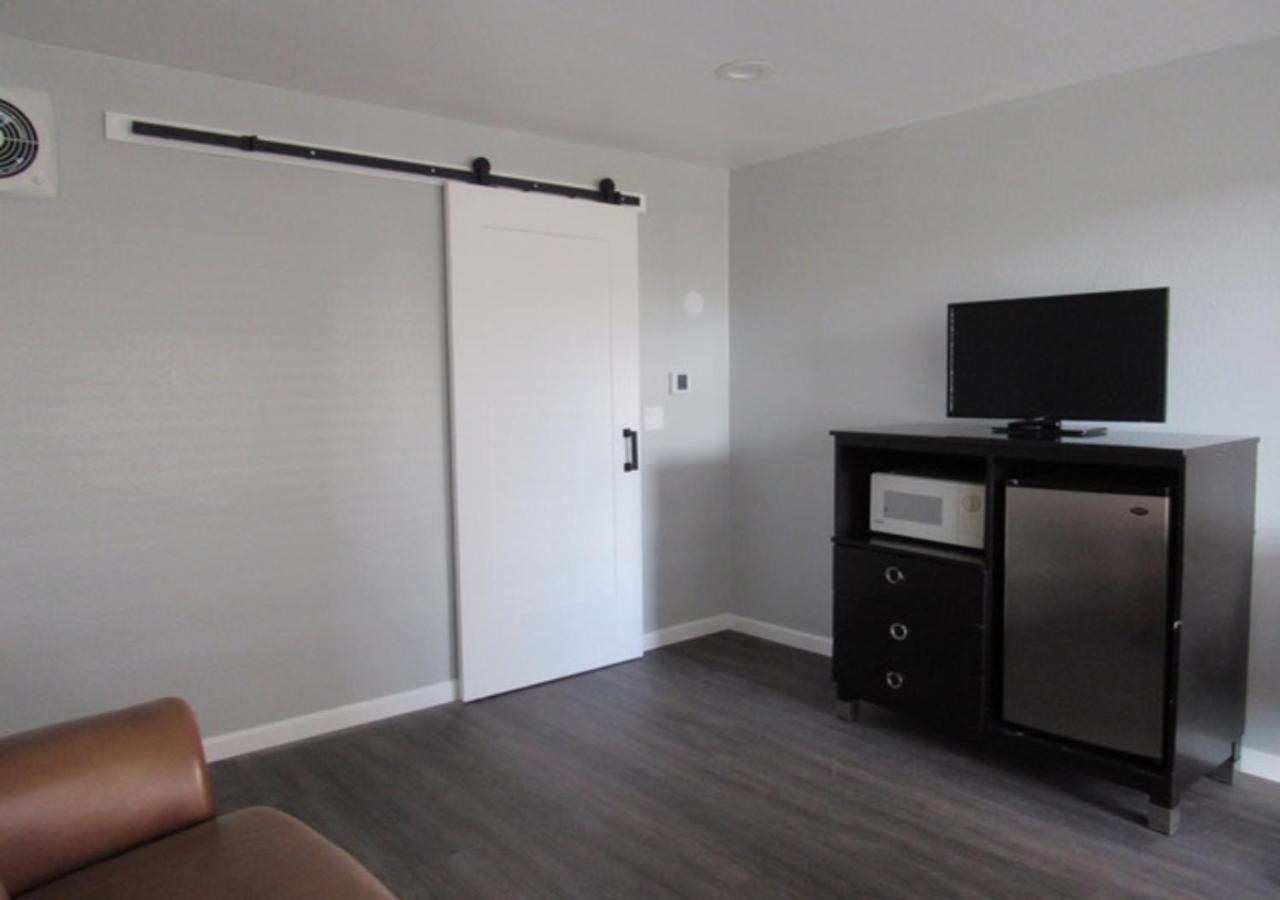 Suite King Room - Photo 4