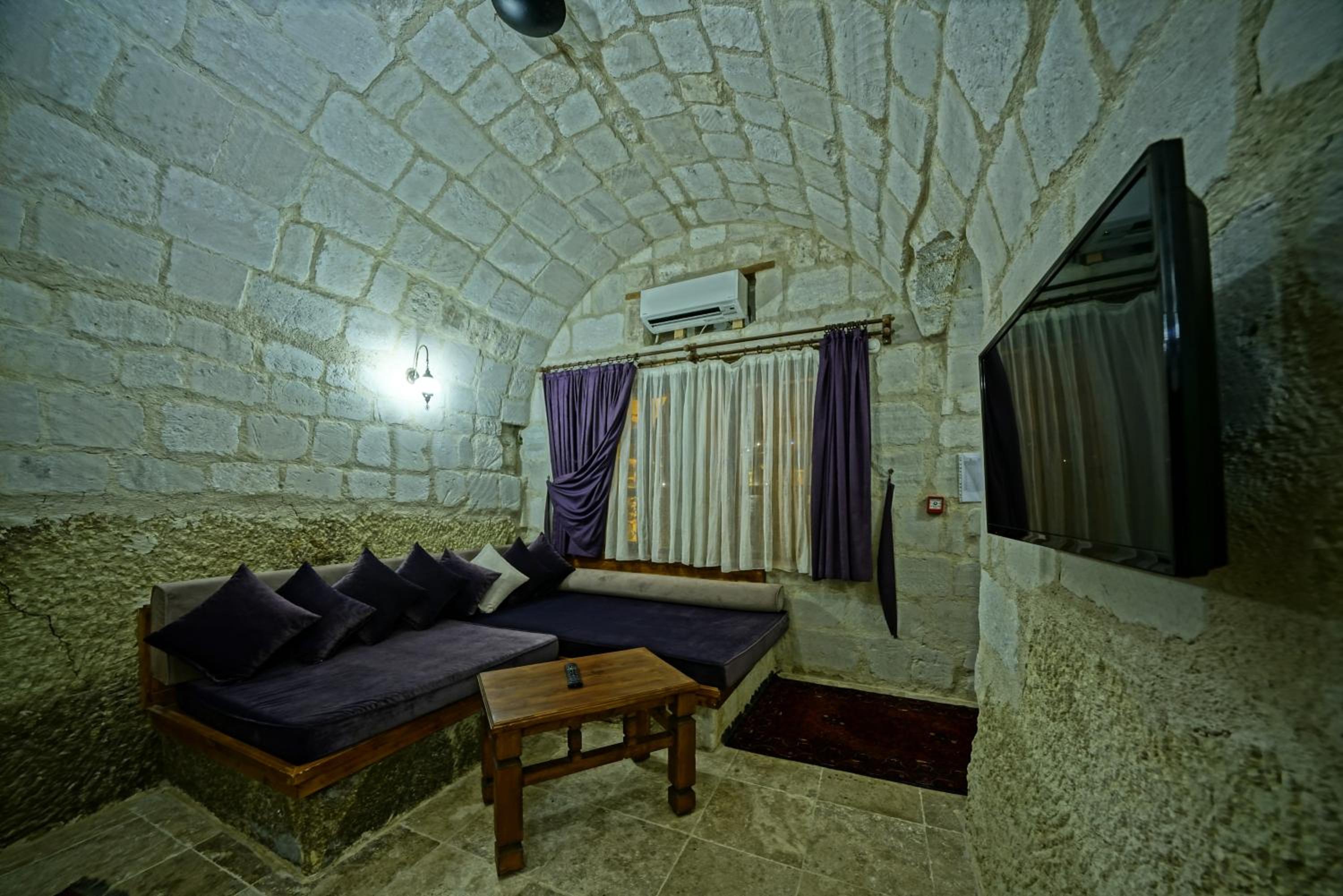 Premium King Cave Suite with Turkish Bath - Photo 75
