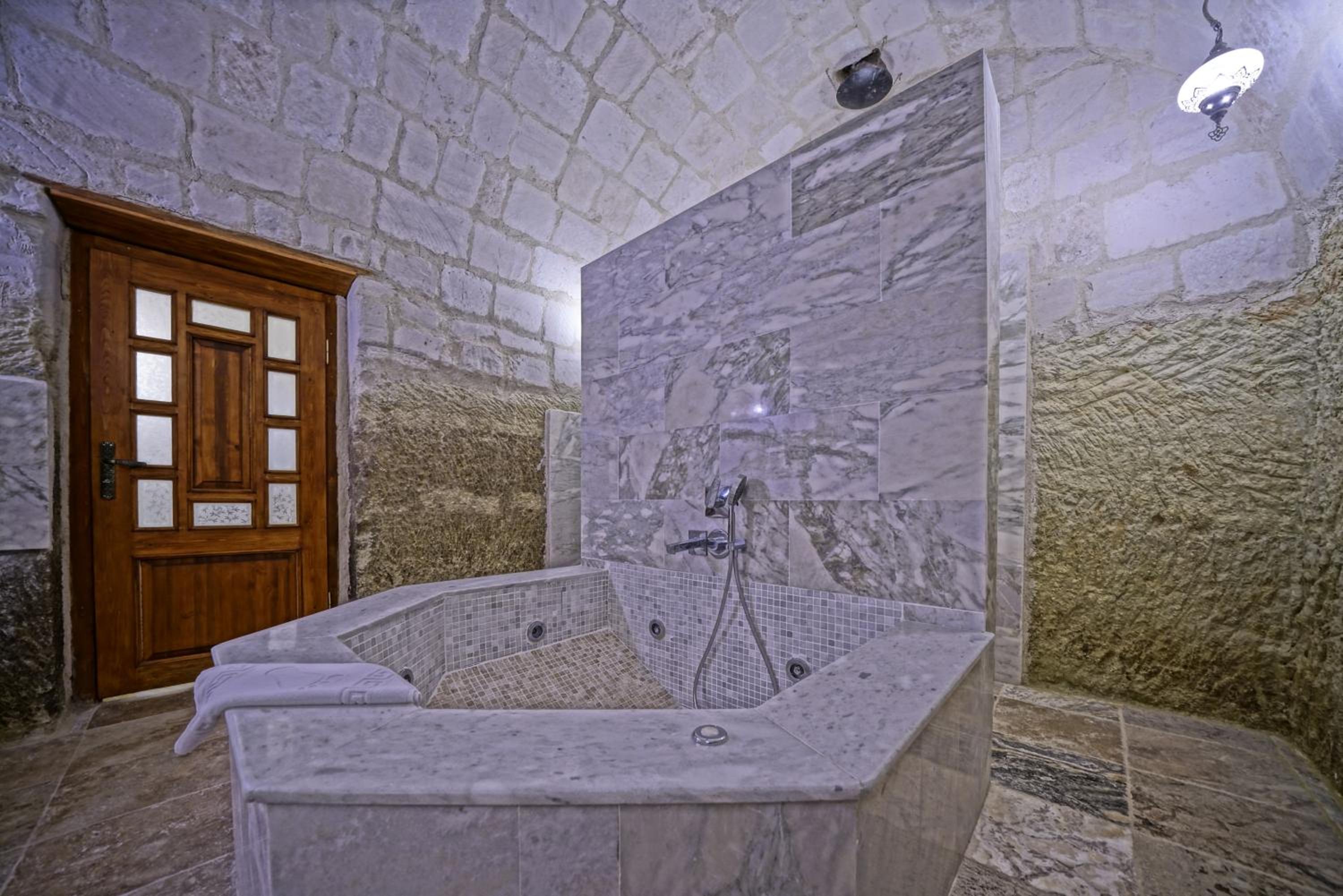 Premium King Cave Suite with Turkish Bath - Photo 60