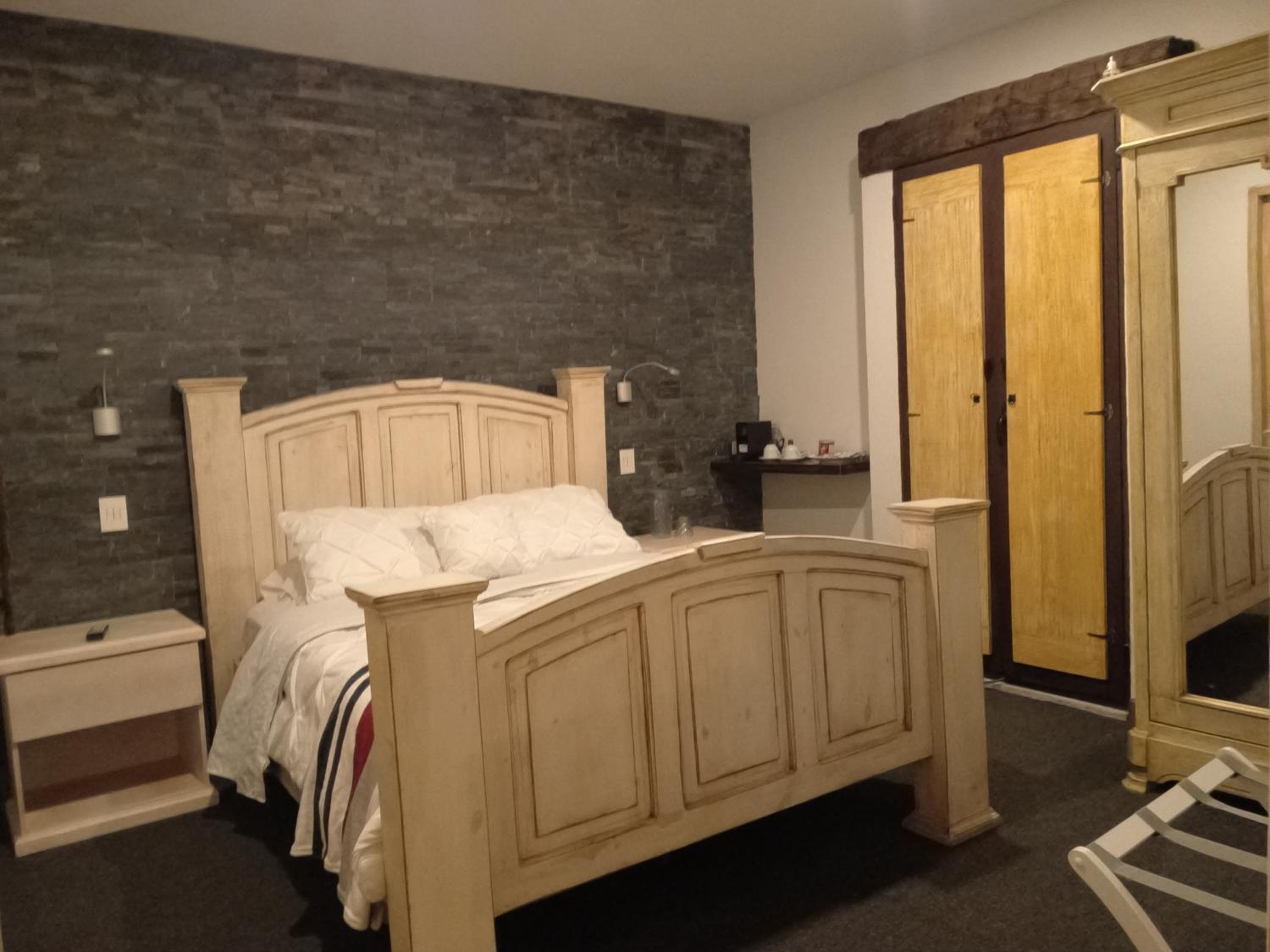 Standard Double Room - Photo 1