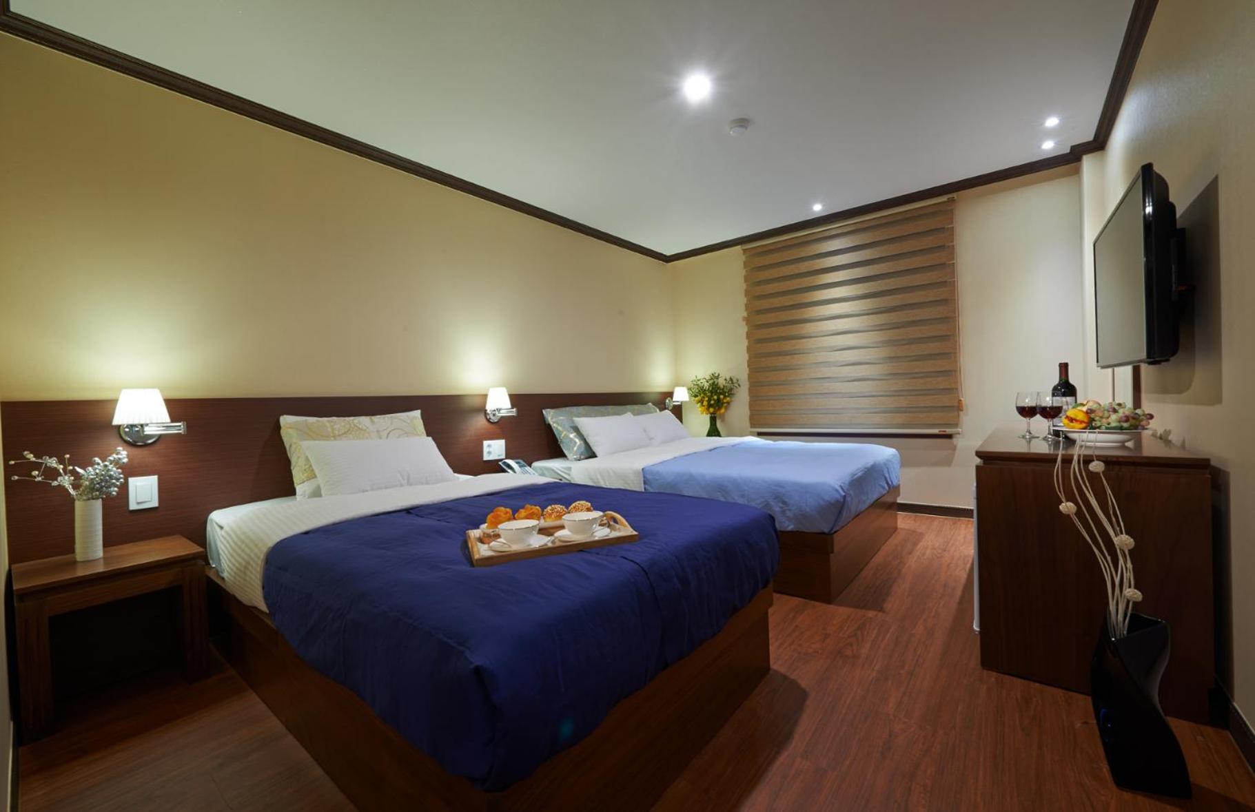 Twin Room - Photo 3
