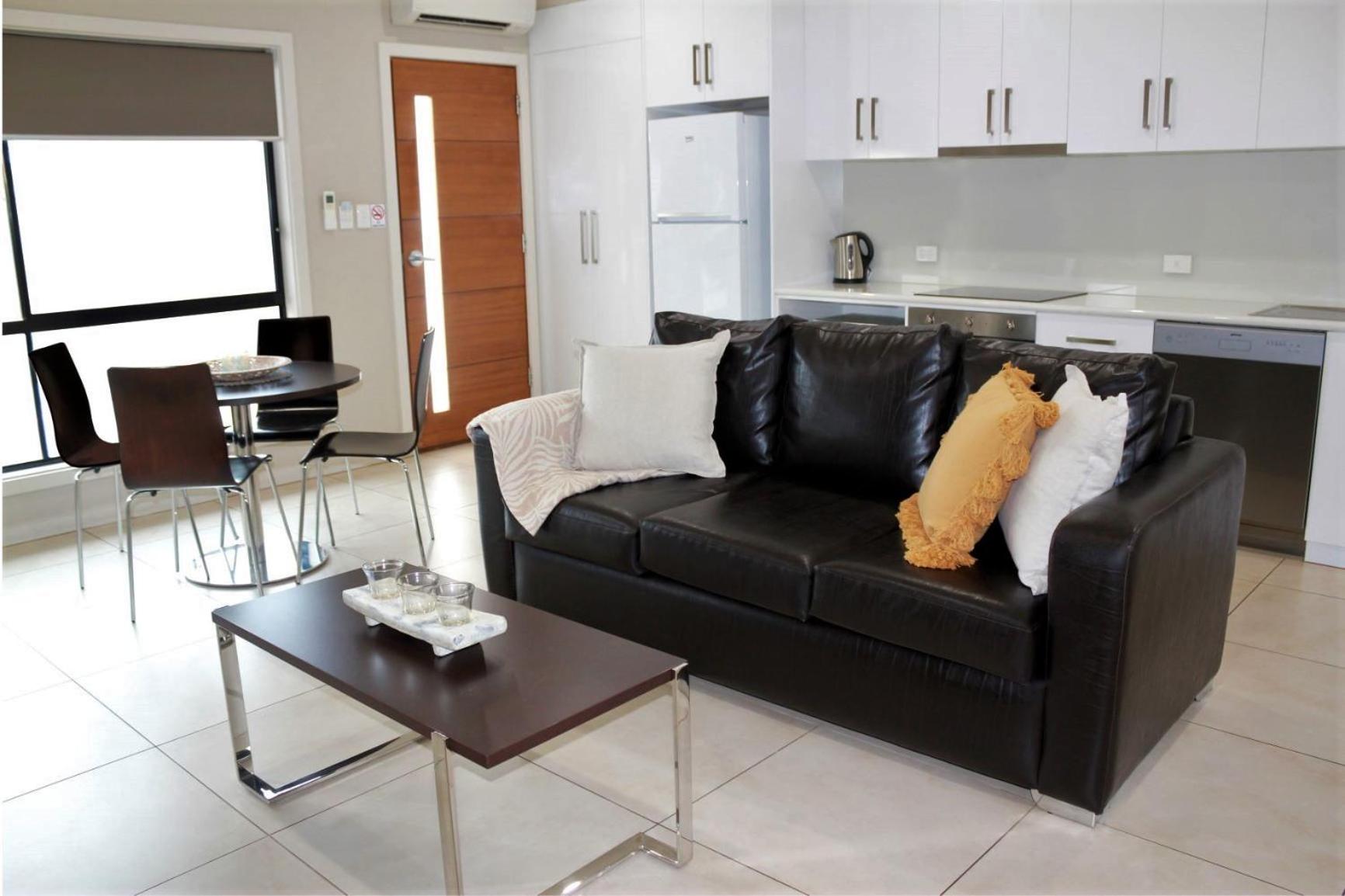 One-Bedroom Apartment - Ground Floor photo 2