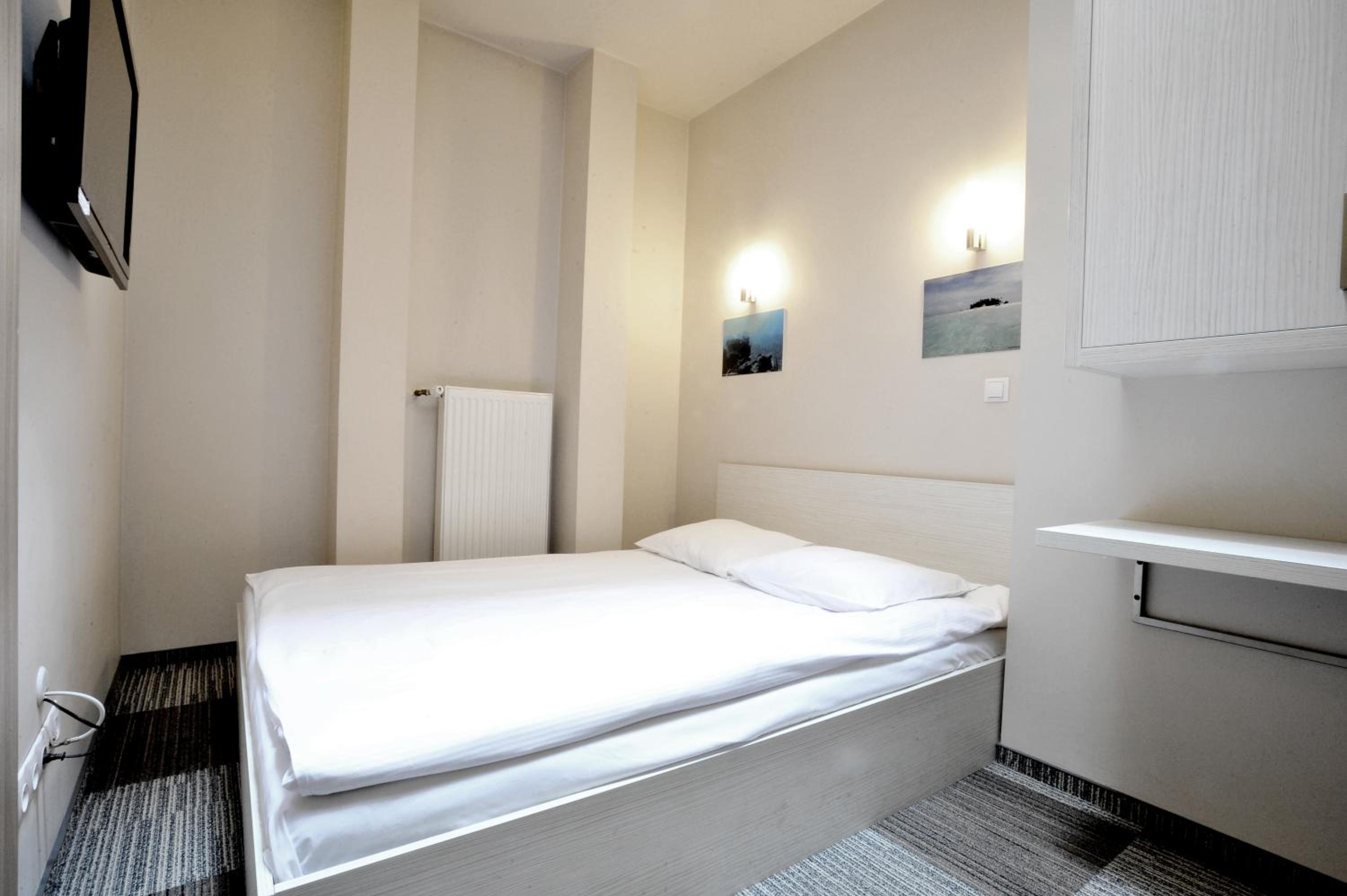 Standard Double Room photo 1