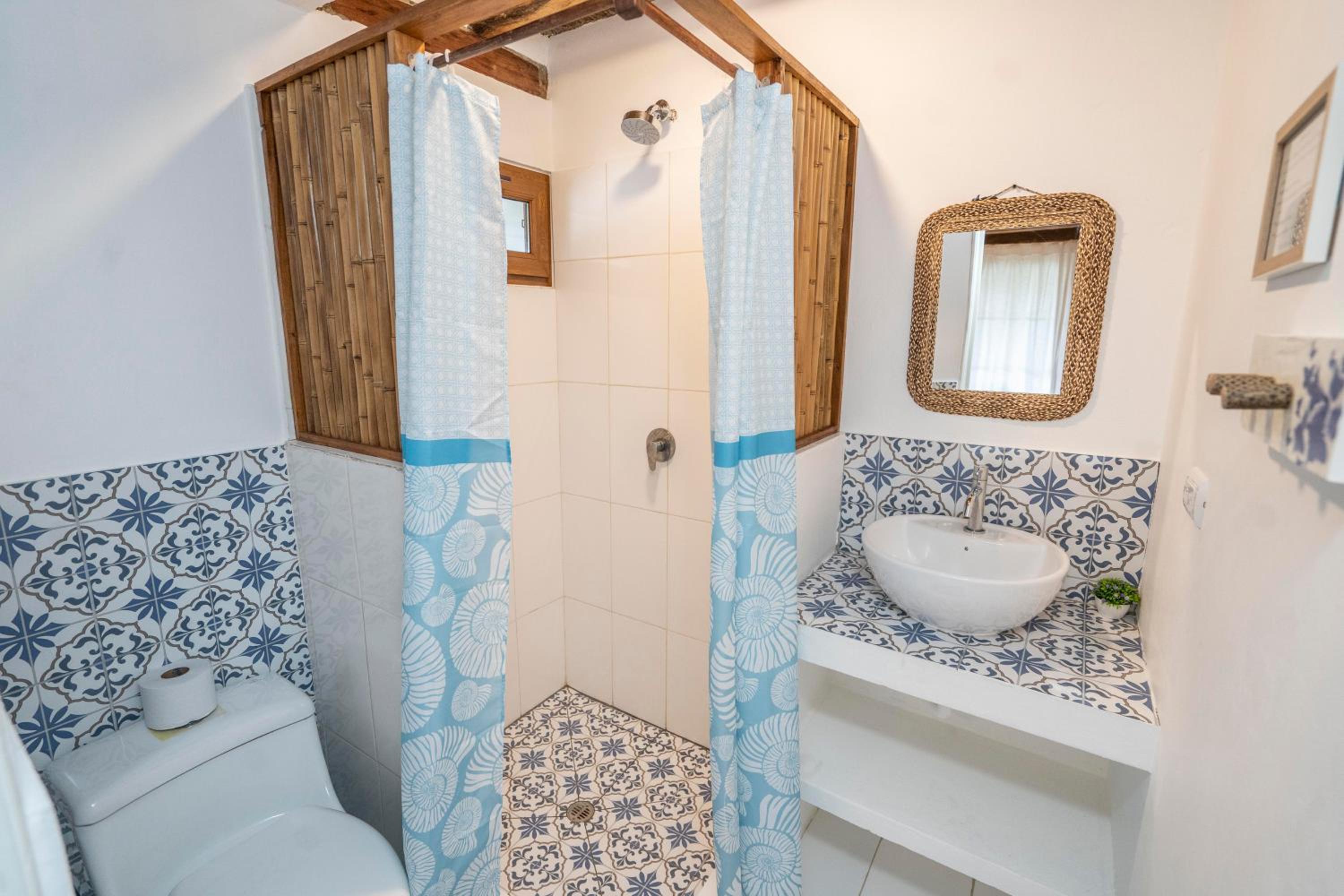 Queen Room with Sea View photo 3