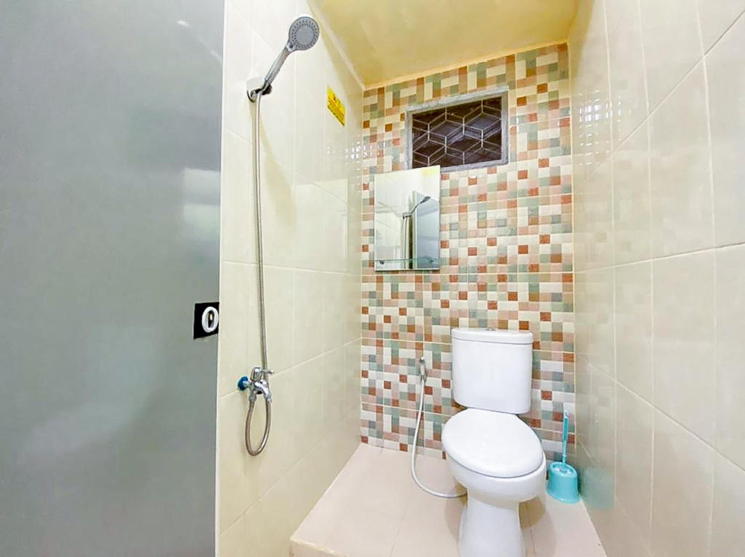 Standard Double Room - Photo 3