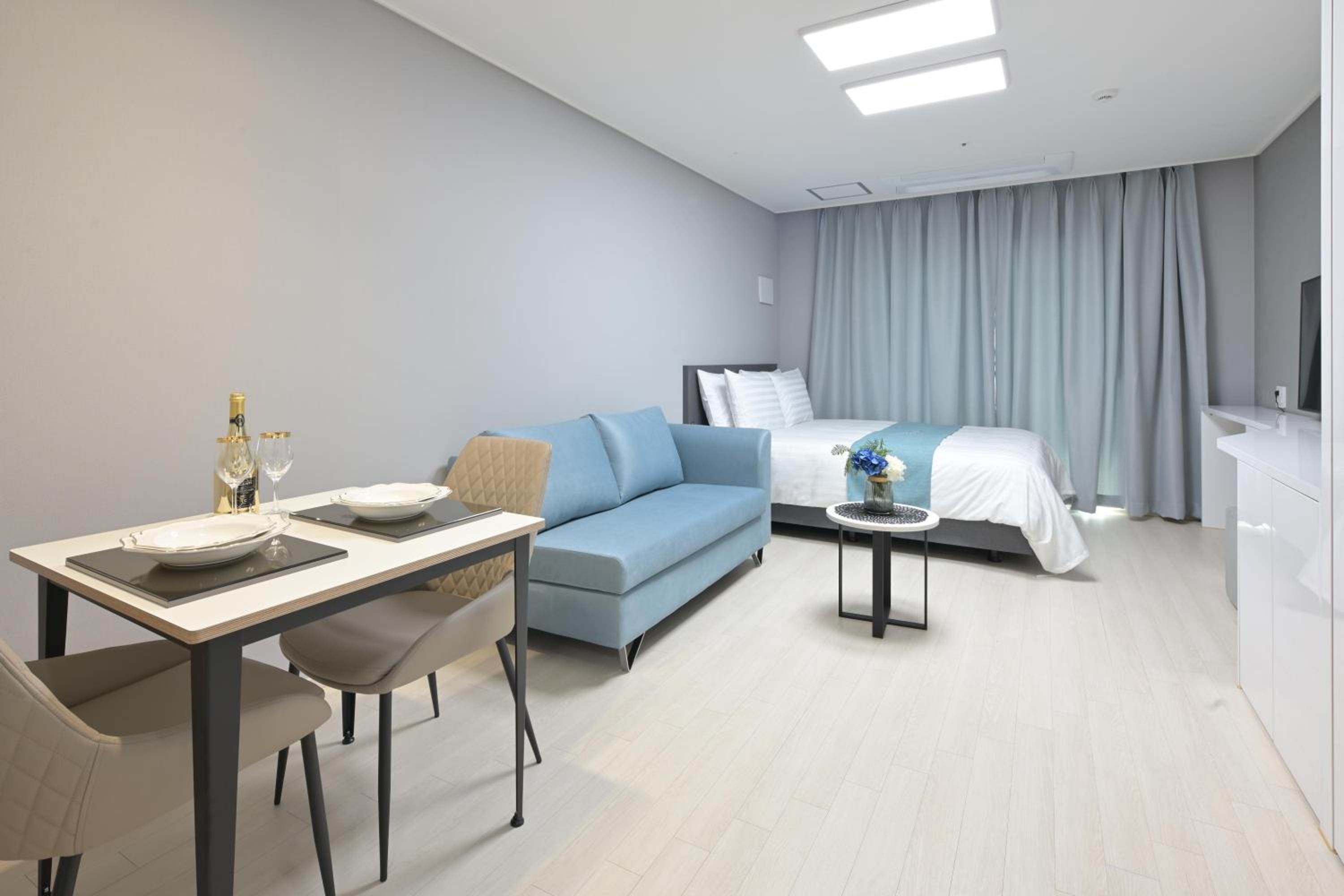 Standard Double Room - Photo 1