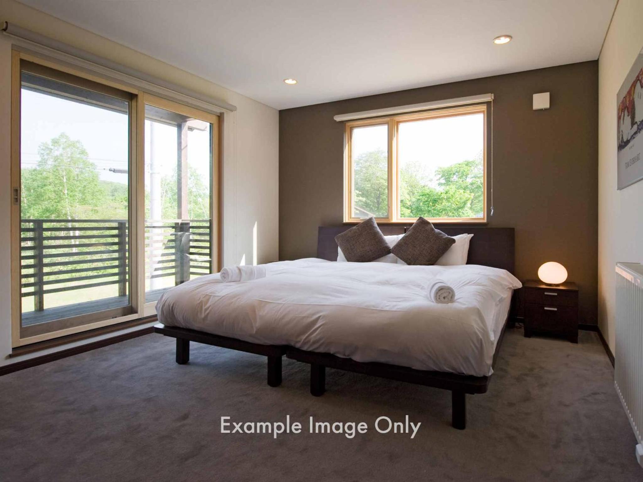 2 Bedroom Premium photo 1