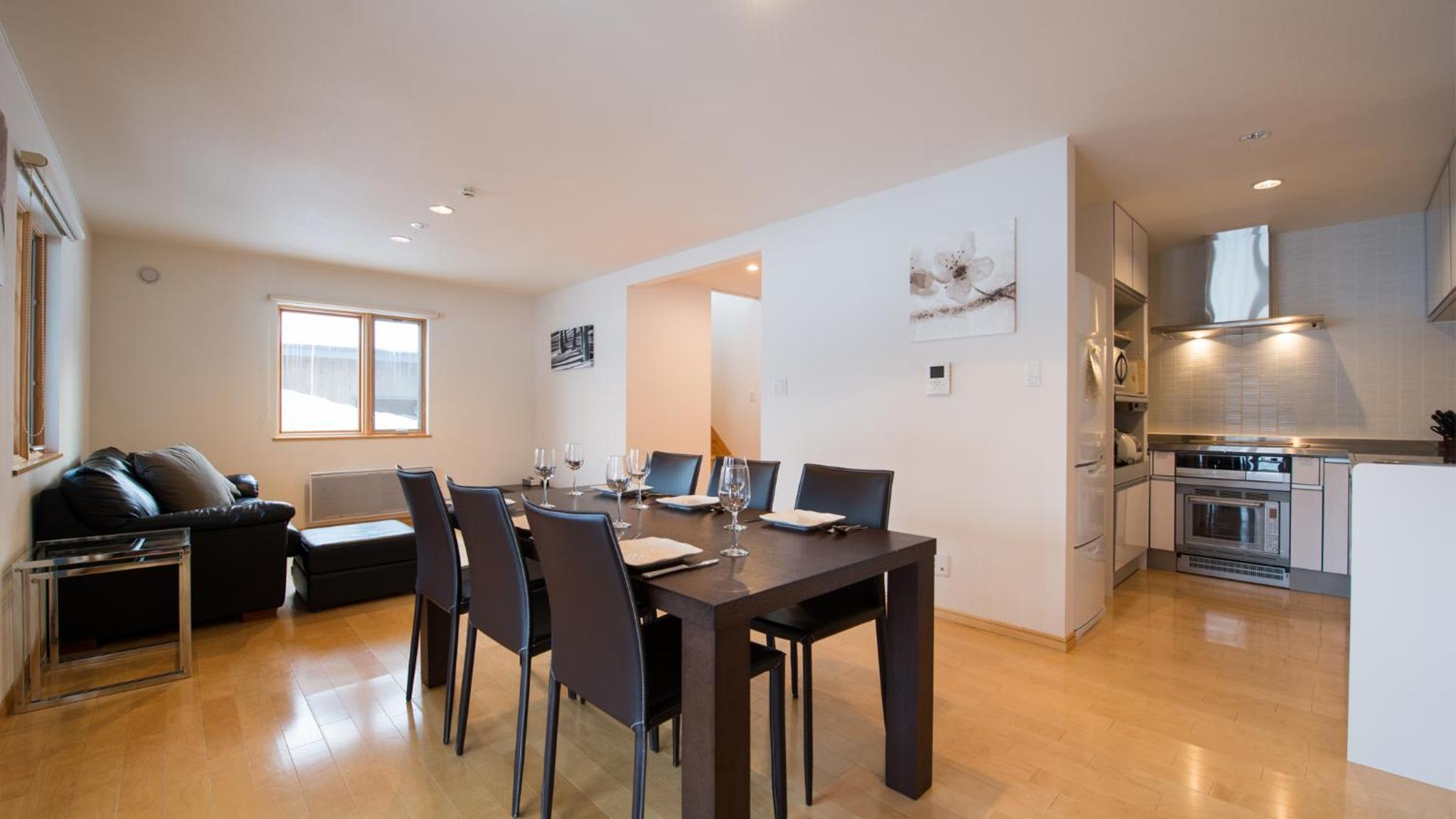 2 Bedroom Premium photo 3
